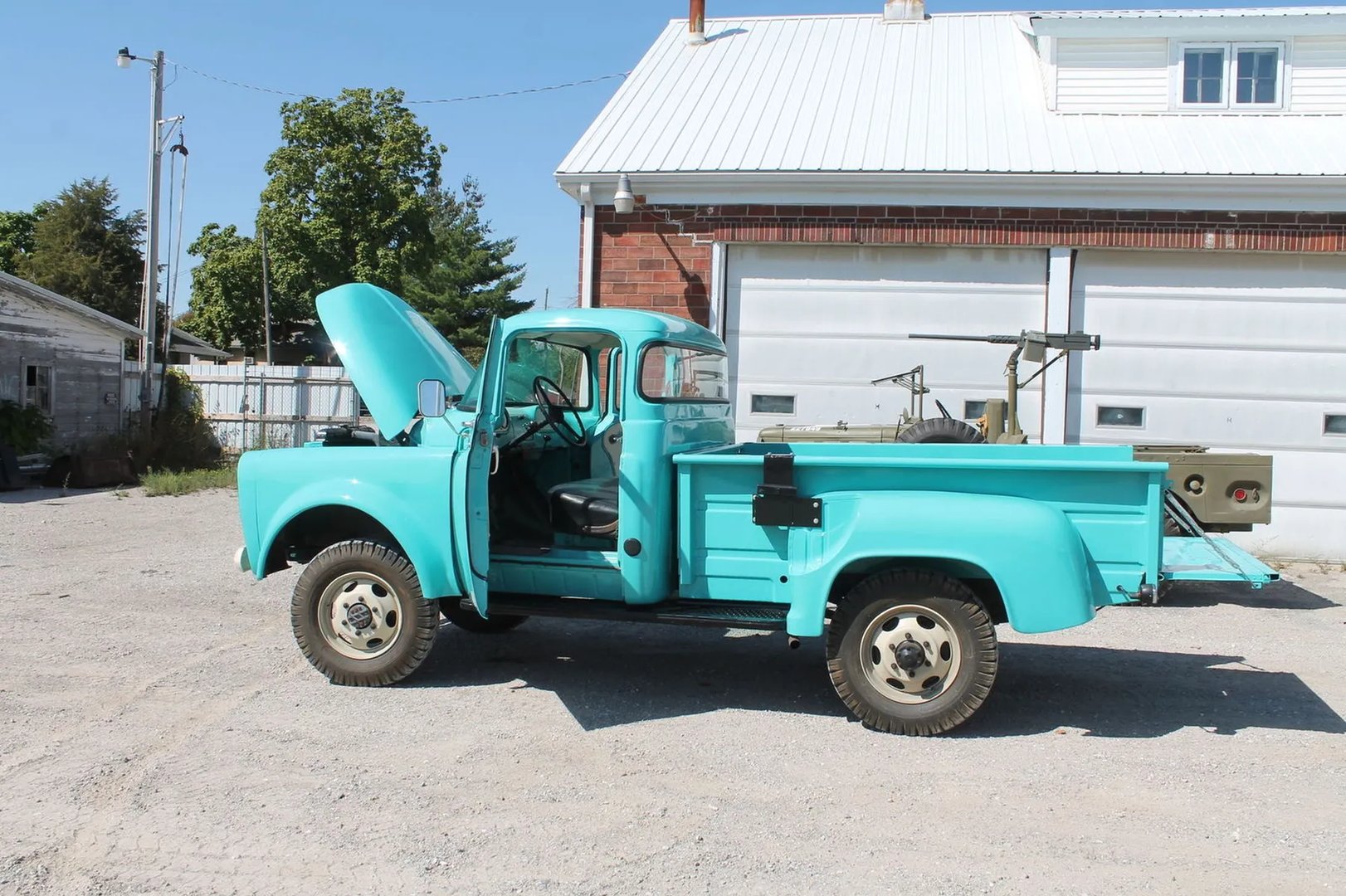 Dodge_K-6-W300_Power_Giants_1_generation__Pickup__3.jpg