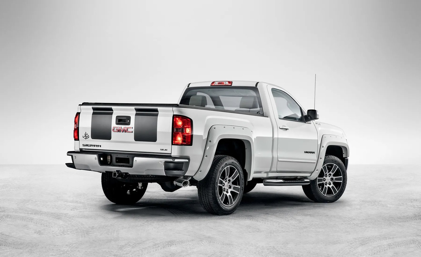 GMC_Sierra_3_generation__Pickup_single-cab__2.jpg
