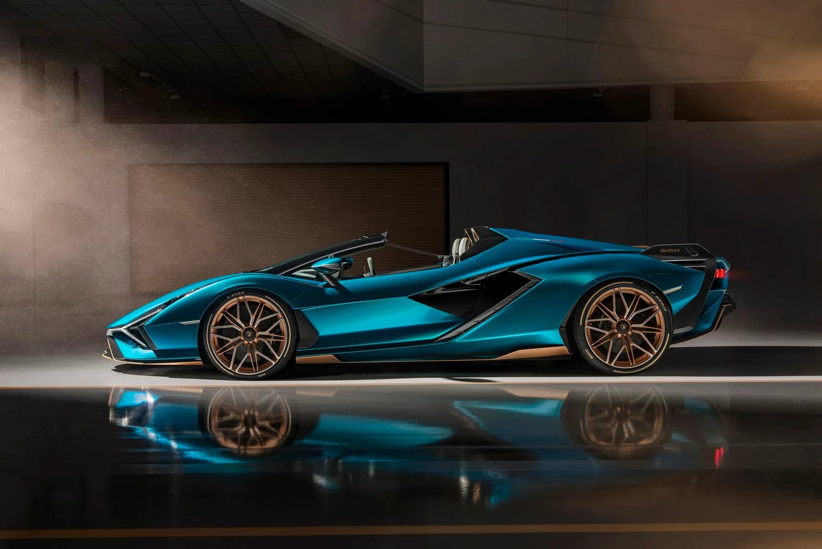 Lamborghini_Sian_FKP_37_1_generation__Roadster__5.jpg
