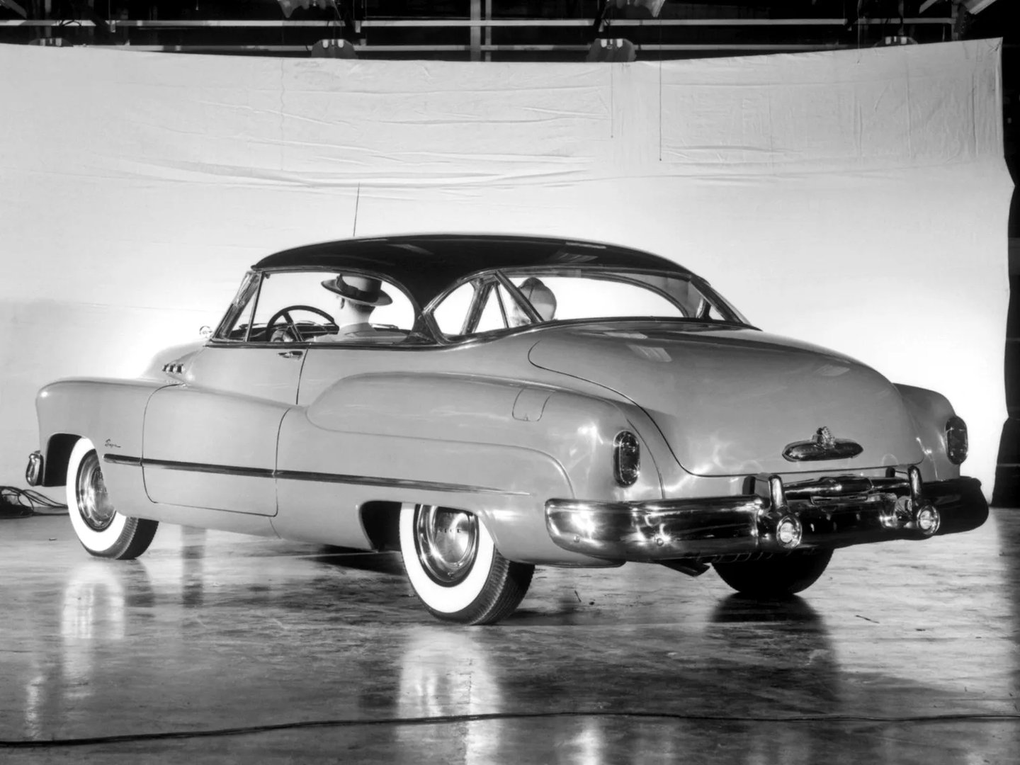 Buick_Super_1_generation__Coupe_Hardtop__6.jpg