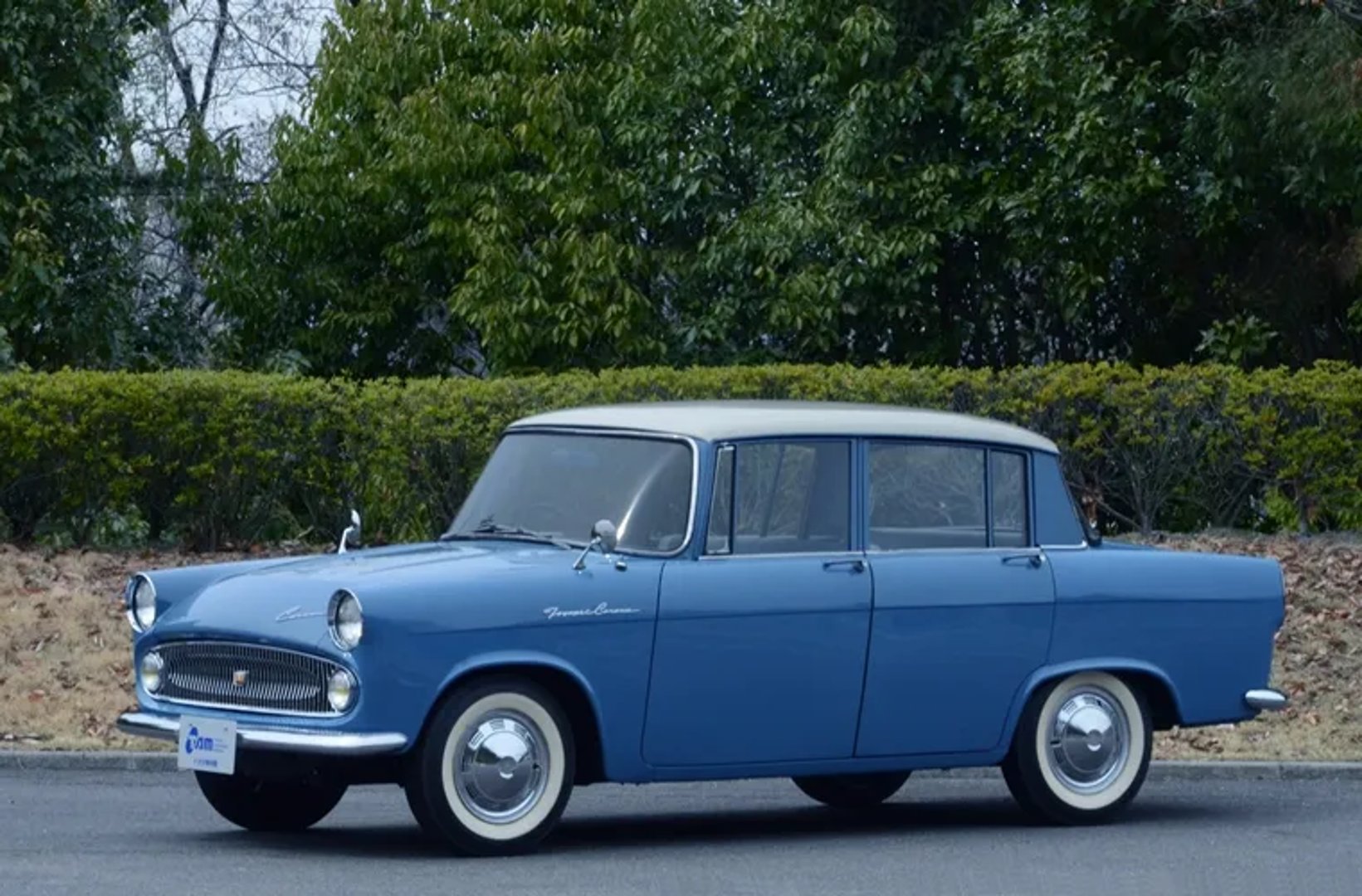 Toyota_Corona_2_generation__Sedan__4.jpg
