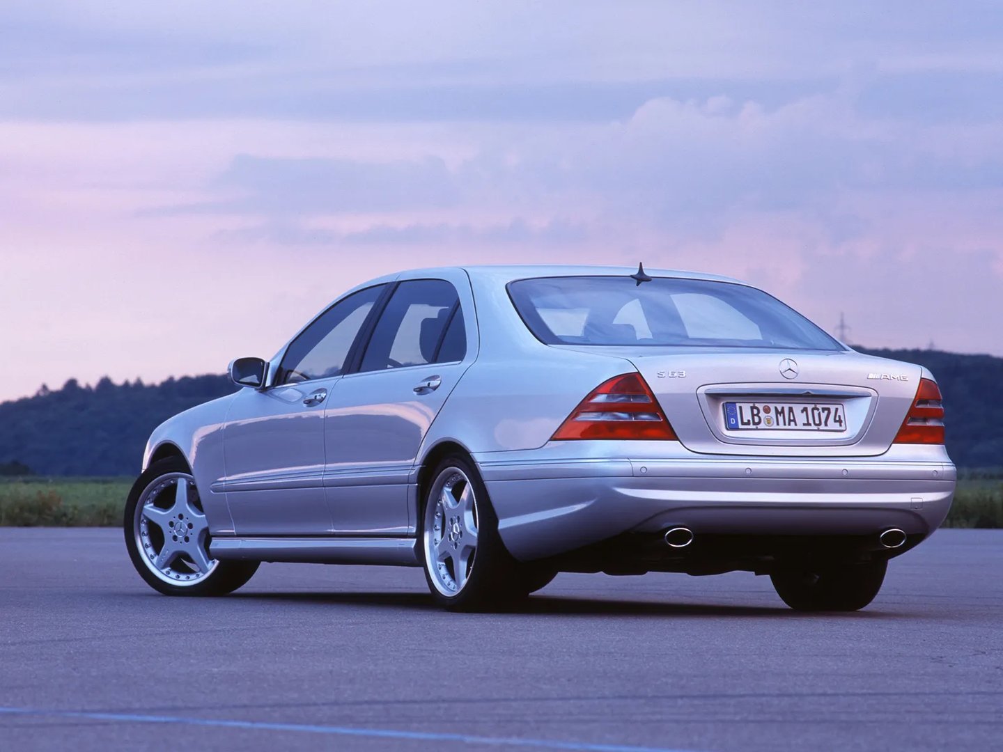 Mercedes_S-Class_AMG_1_generation__Sedan_Long__1.jpg