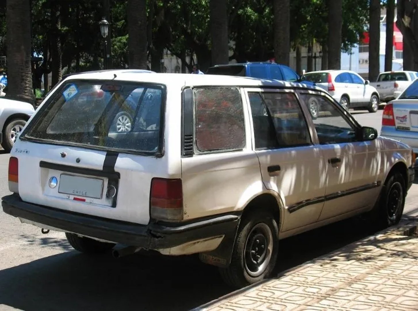 Mazda_Familia_6_generation__Estate_5-door__3.jpg