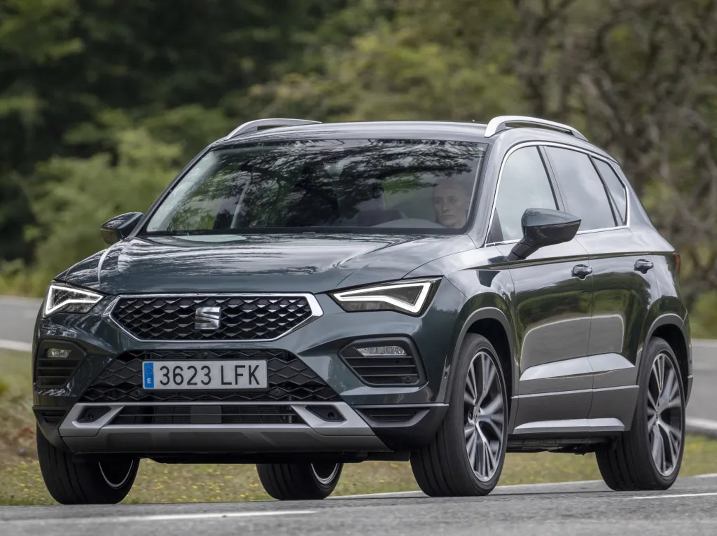 SEAT_Ateca_1_generation_restyling__SUV_5-doors__5.jpg