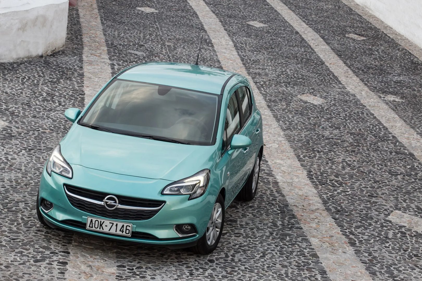 Opel_Corsa_5_generation__Mini_5-doors__1.jpg