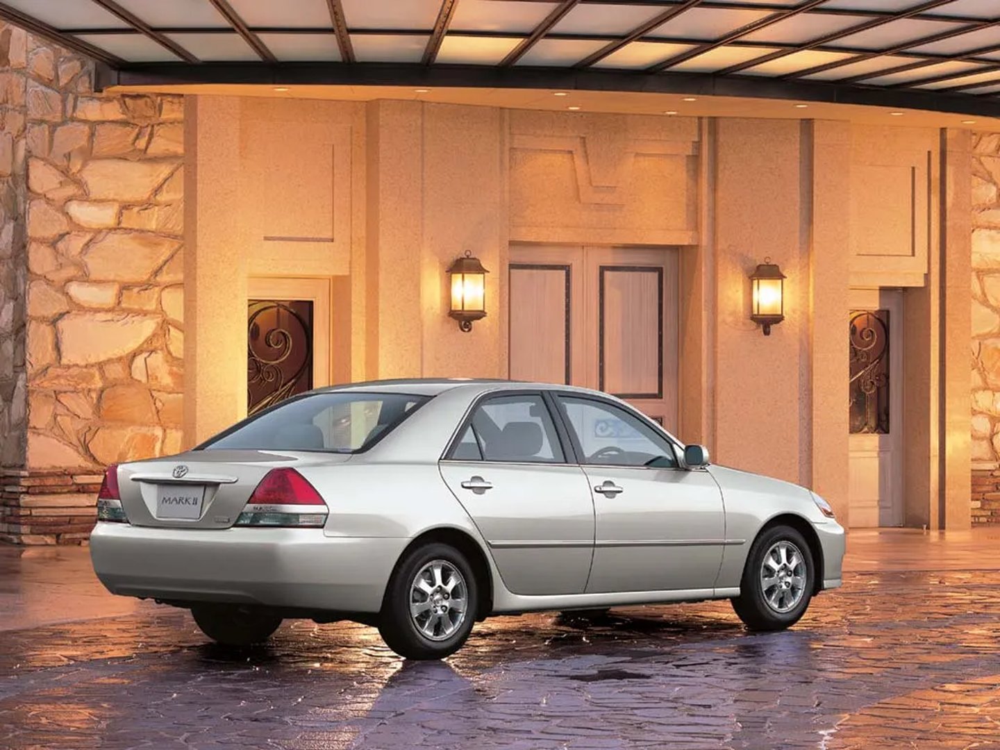Toyota_Mark_II_9_generation__Sedan__5.jpg