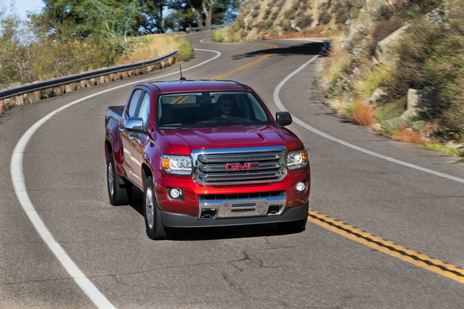 GMC_Canyon_2_generation__Pickup_double-cab__12.jpg