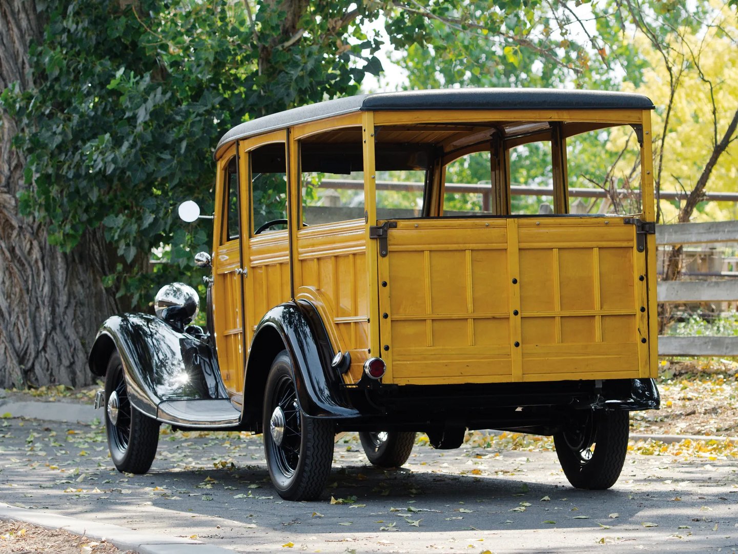 Ford_V8_1_generation__Estate_5-door__7.jpg