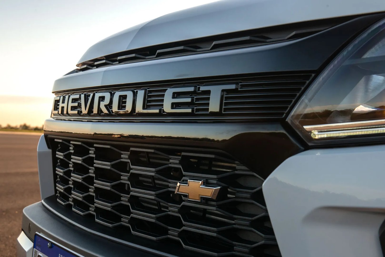 Chevrolet_S-10_Pickup_3_generation_restyling_2__Pickup_double-cab__12.jpg