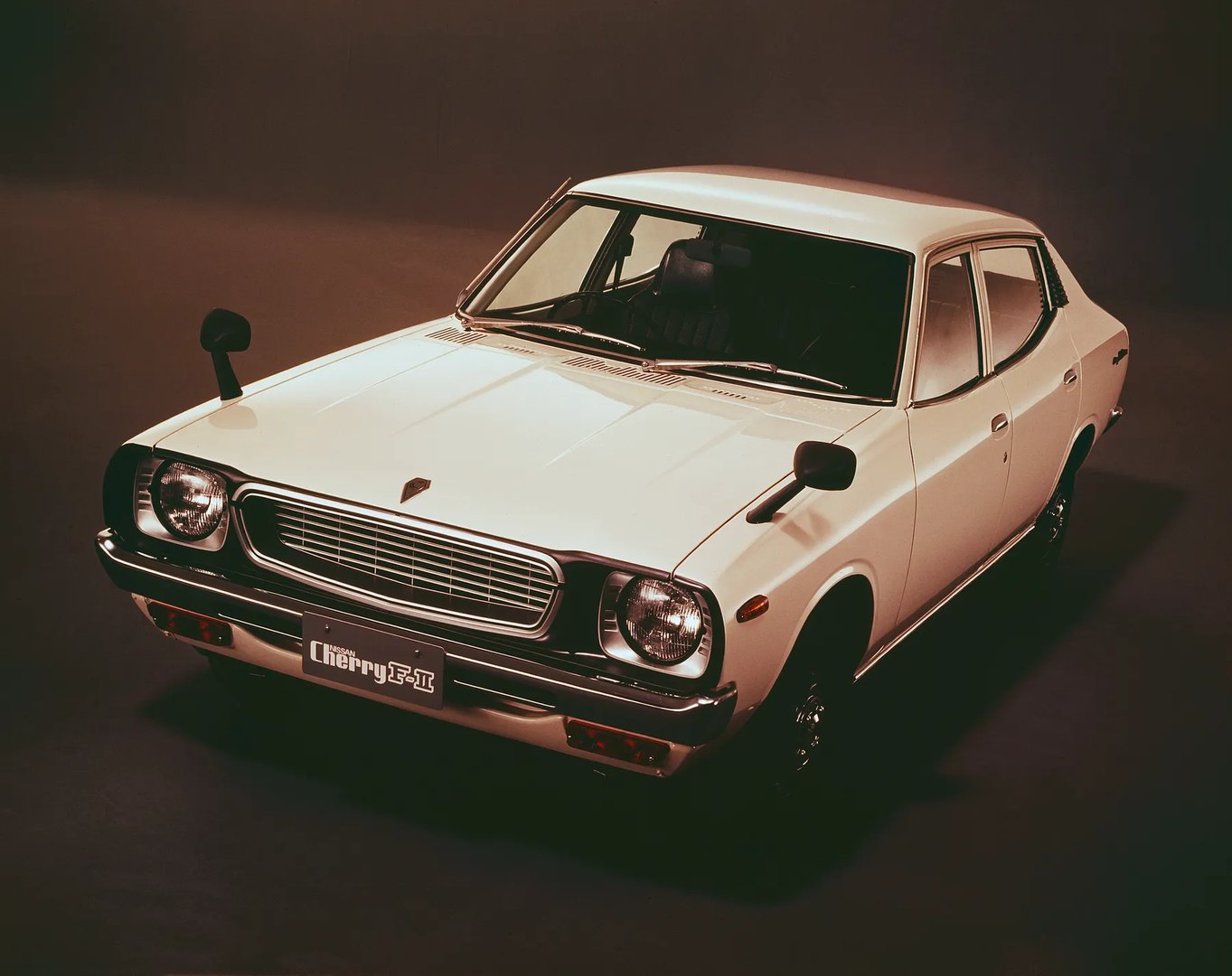 Nissan_Cherry_2_generation__Sedan__2.jpg