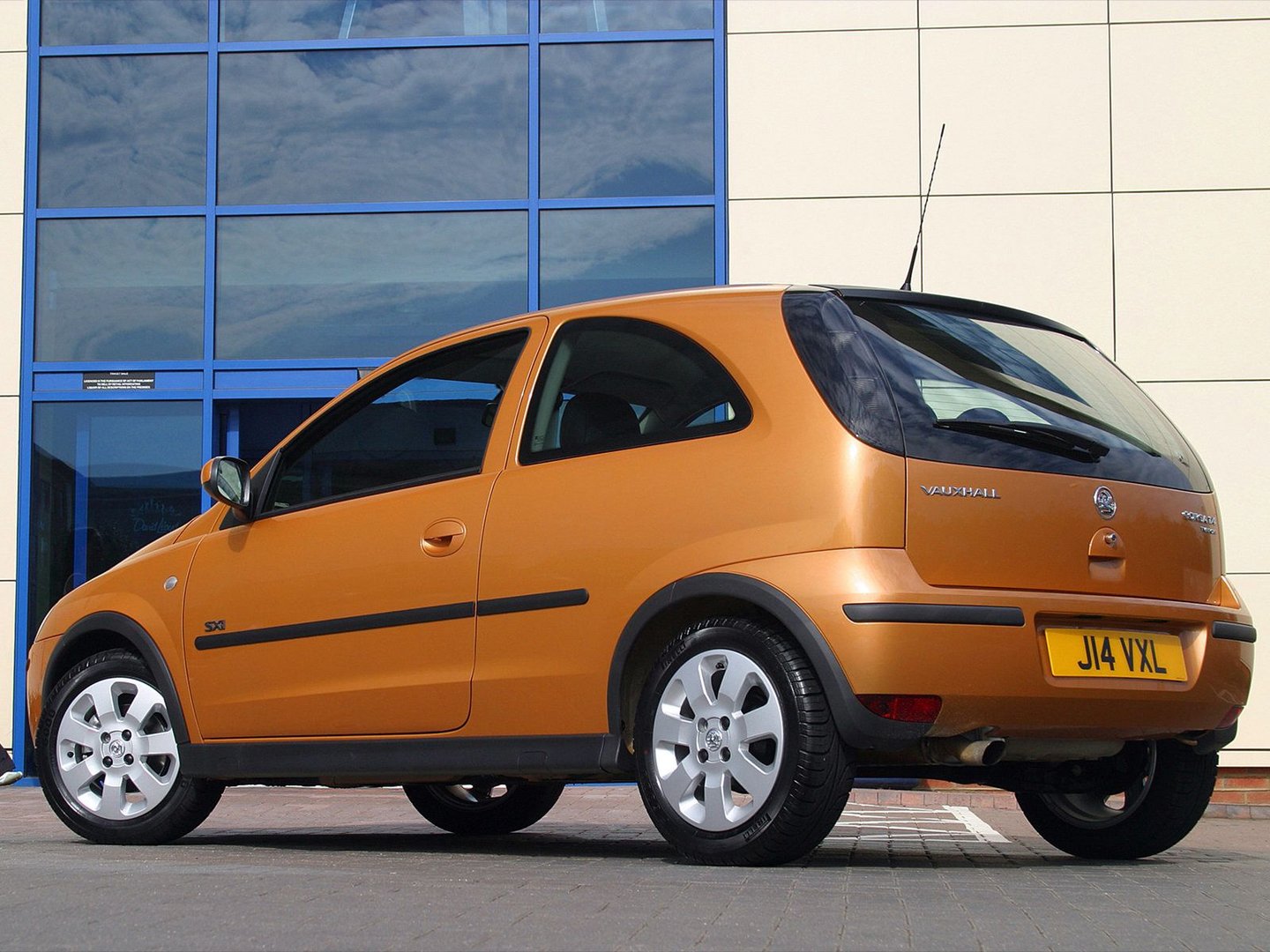 vauxhall_Corsa_3_generation_restyling__Mini_3-doors__1.jpg