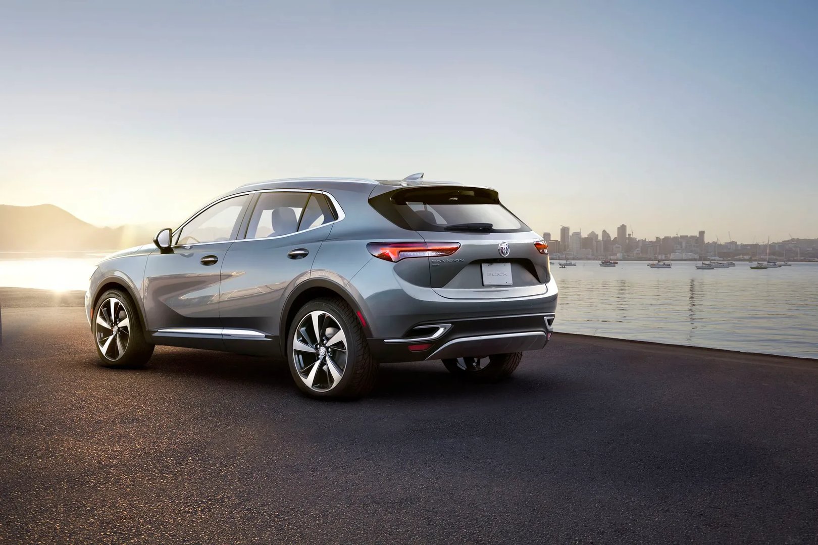 Buick_Envision_2_generation__SUV_5-doors__1.jpg