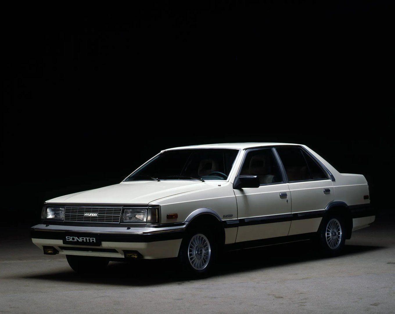 —  Sedan