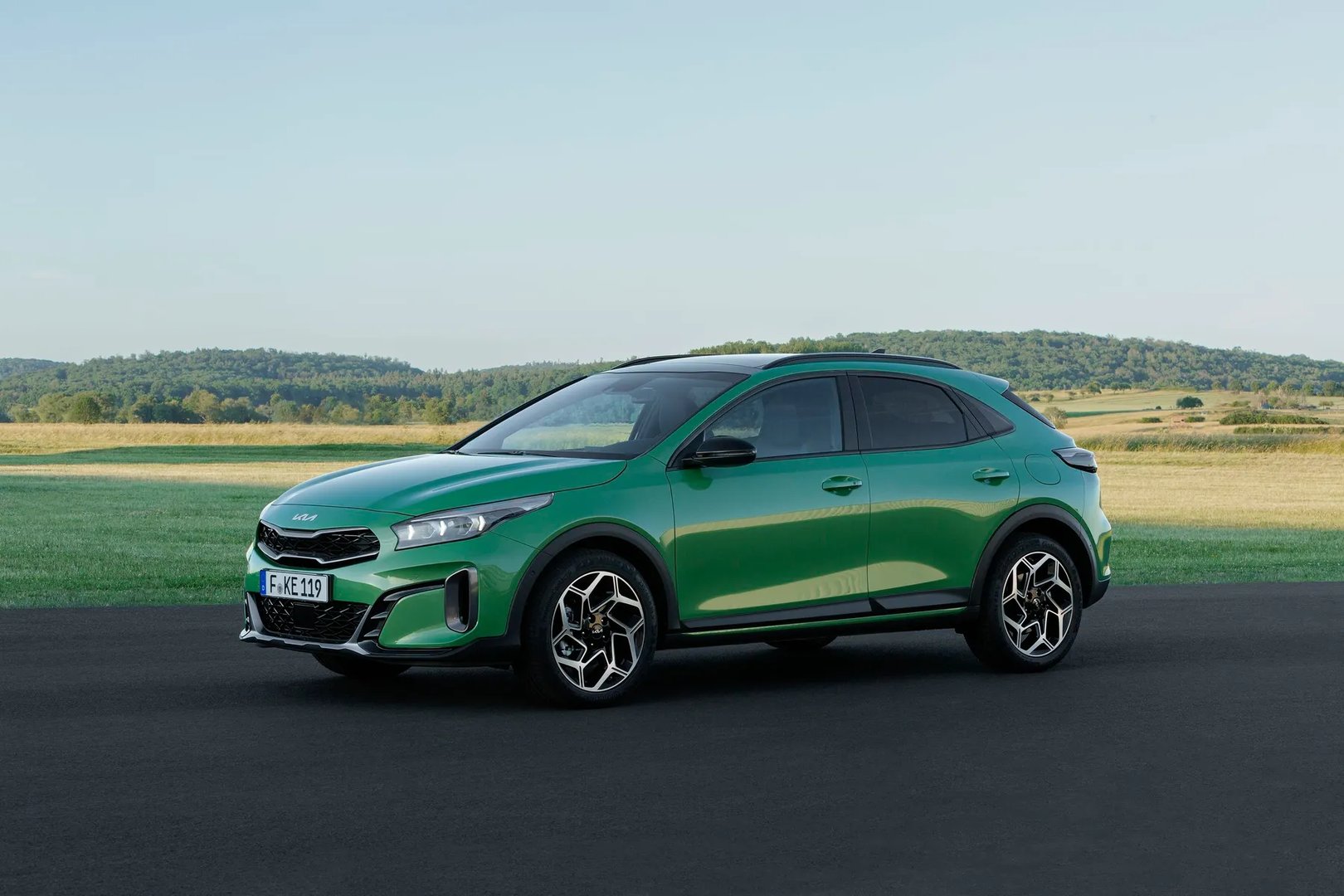 Kia_XCeed_1_generation_restyling_1__SUV_5-doors__9.jpg