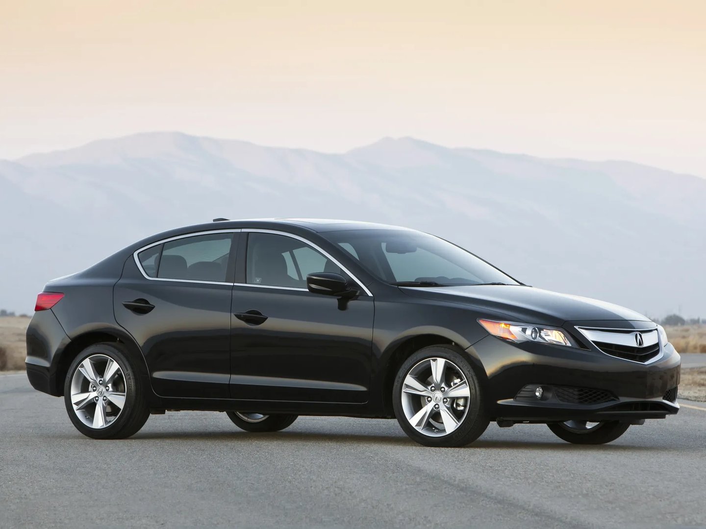 Acura_ILX_1_generation__Sedan__12.jpg