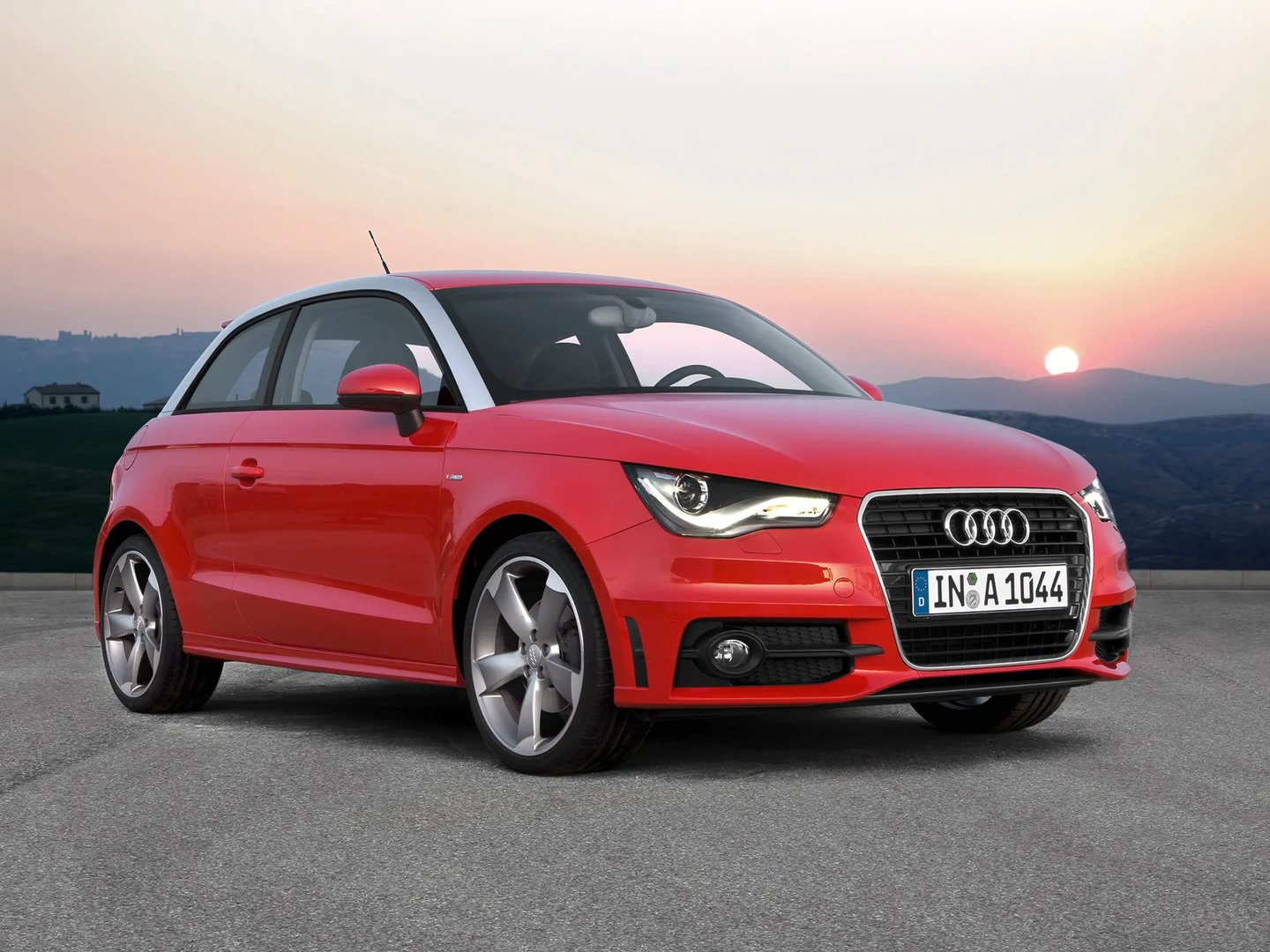 Audi_A1_1_generation__Mini_3-doors__13.jpg