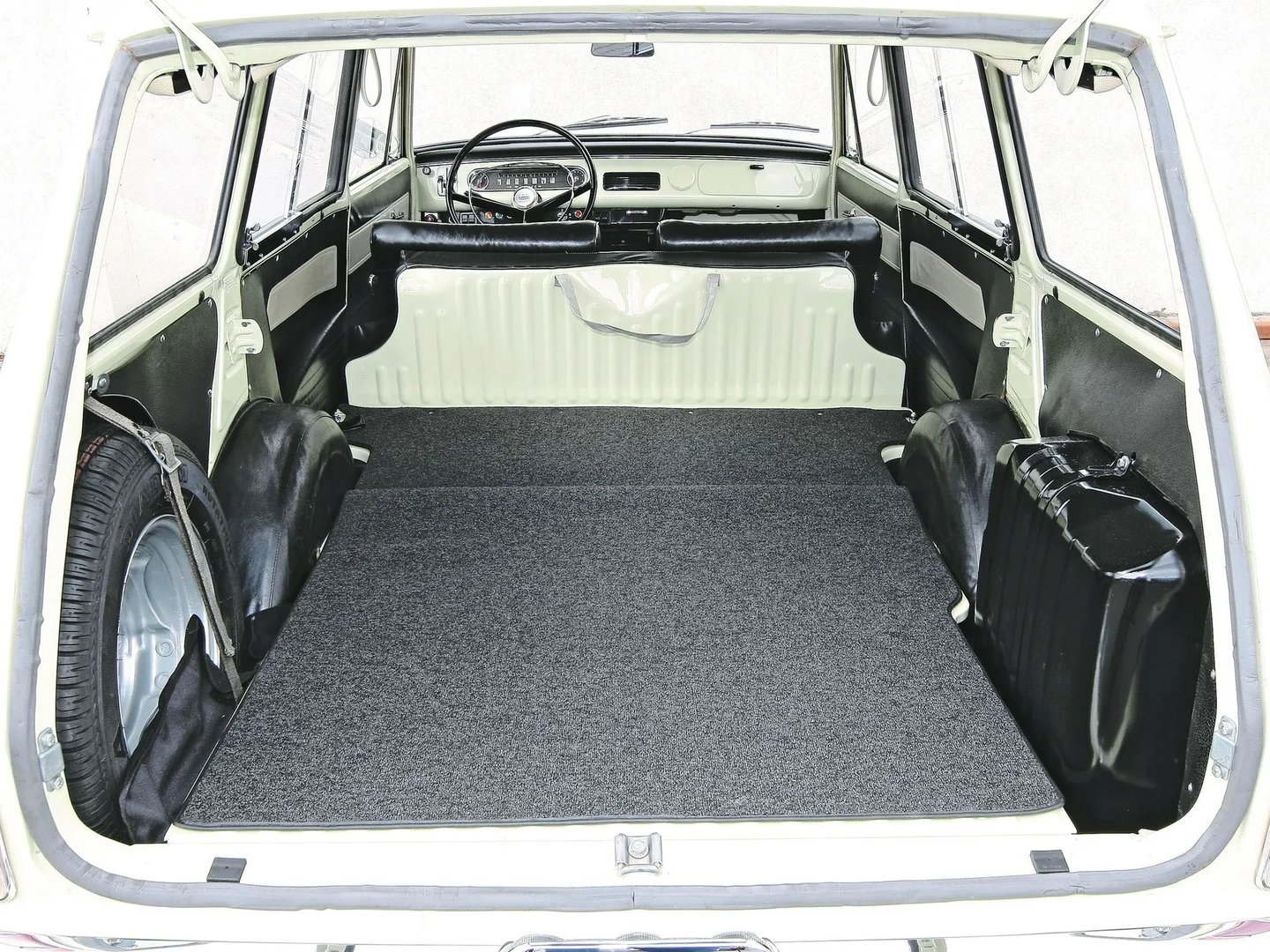 Opel_Kadett_1_generation__Estate_3-door__8.jpg