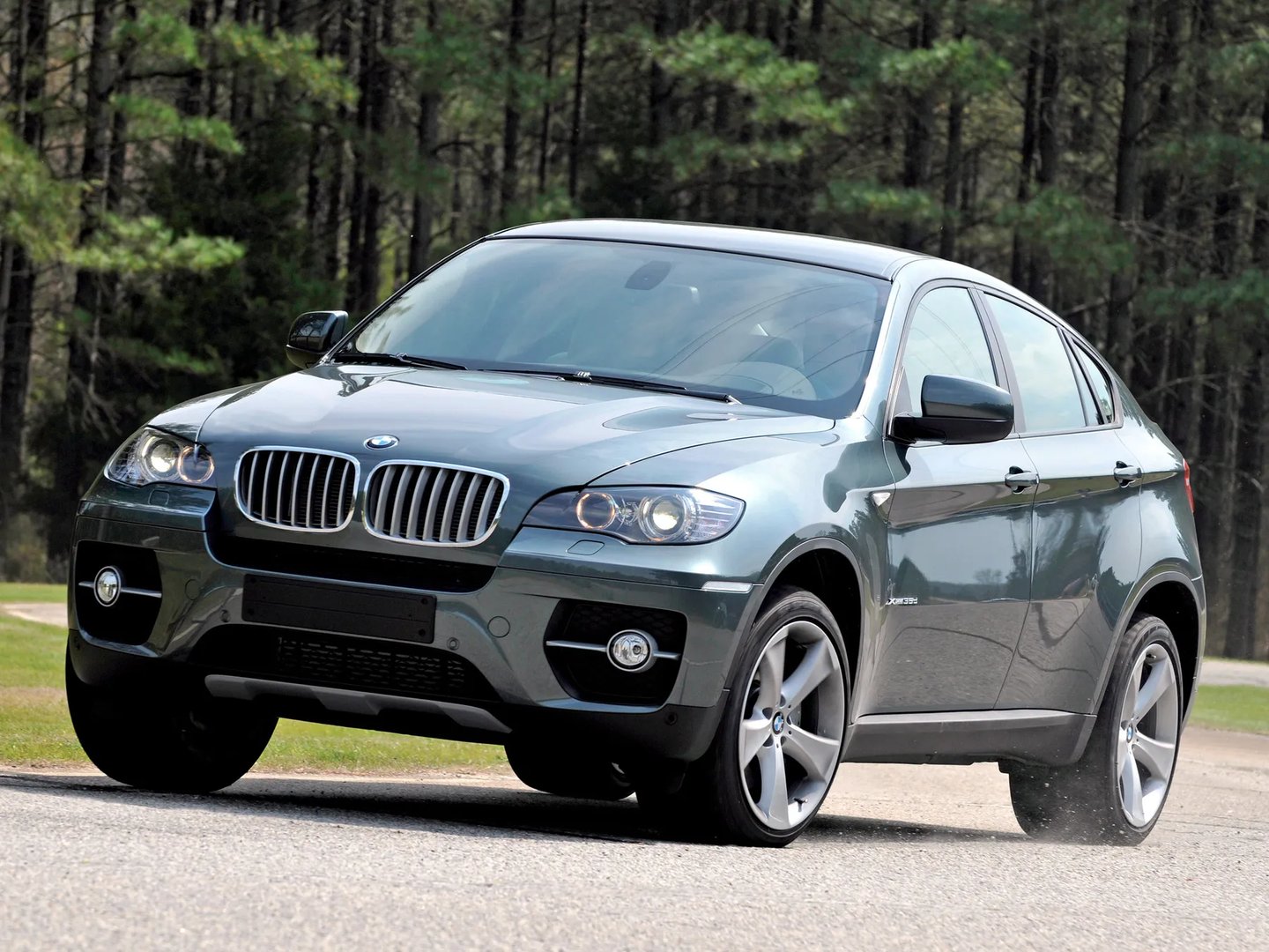 BMW_X6_1_generation__SUV_5-doors__4.jpg