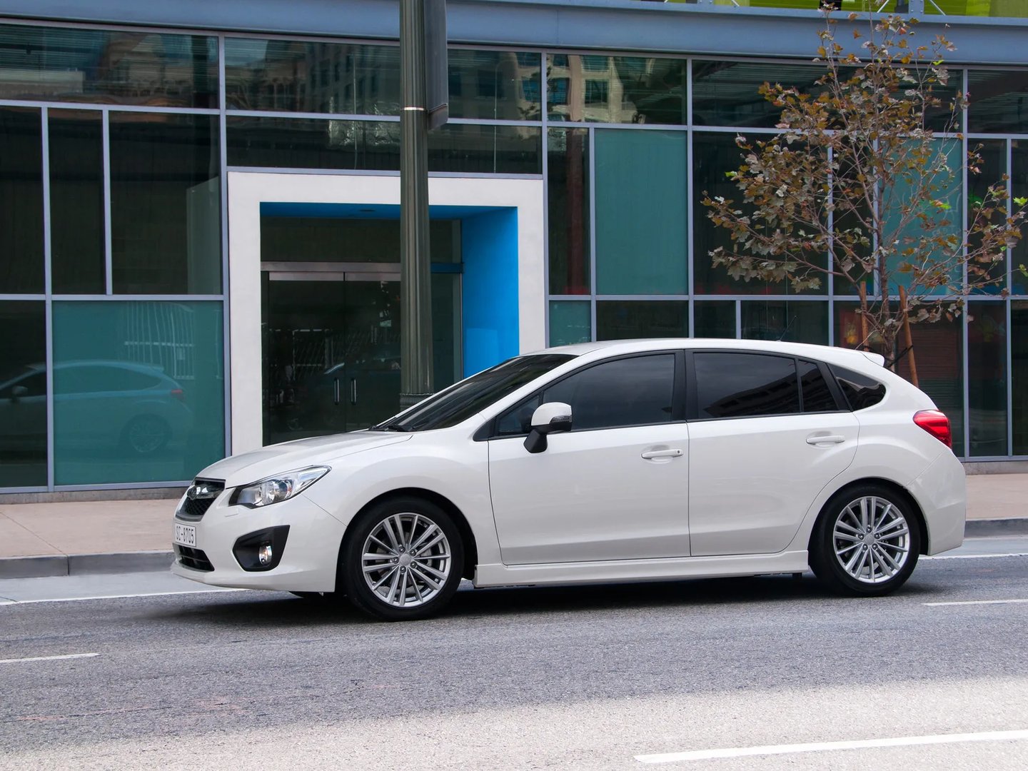 Subaru_Impreza_4_generation__Hatchback_5-door__3.jpg