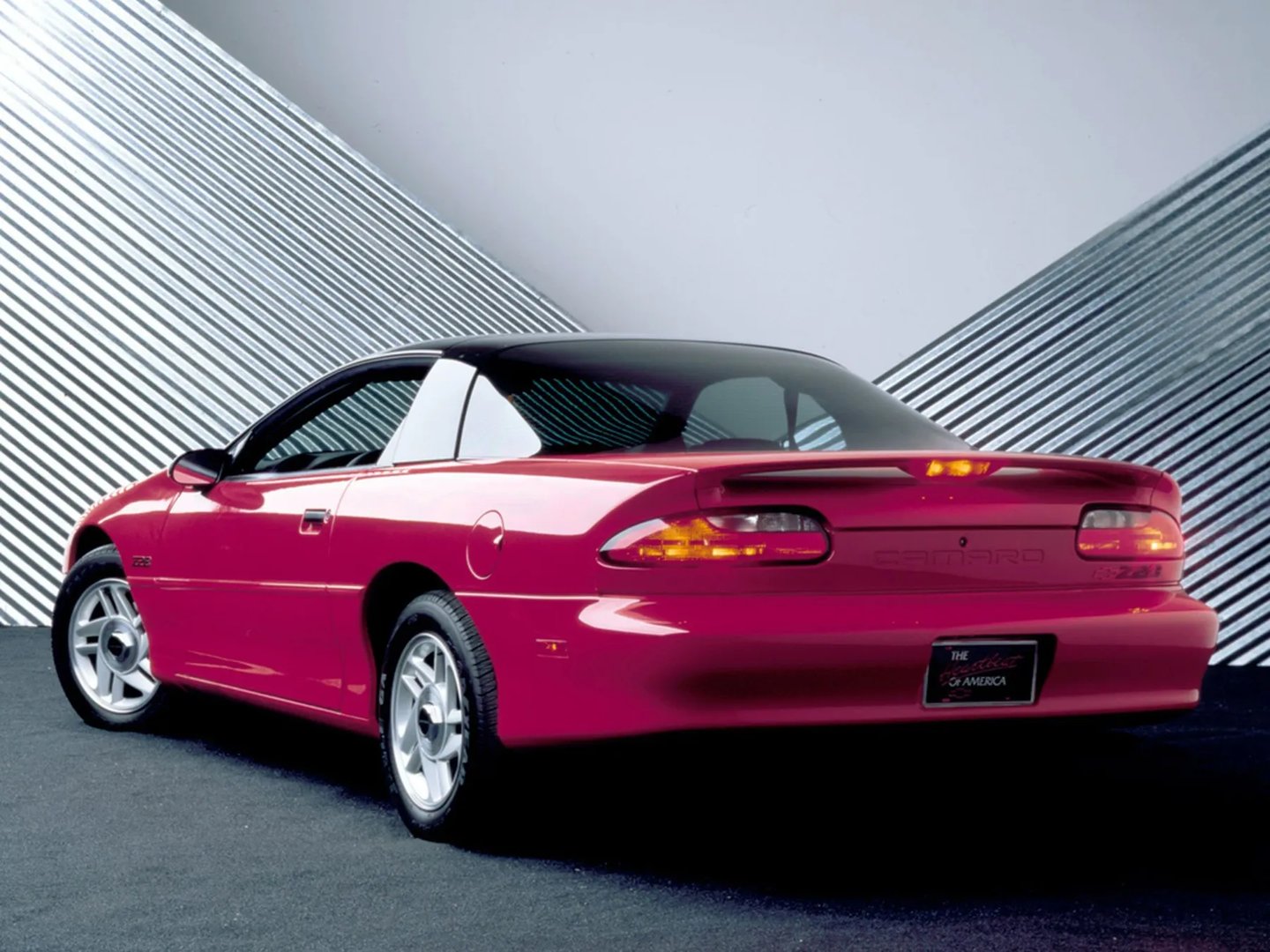 Chevrolet_Camaro_4_generation__Coupe__4.jpg