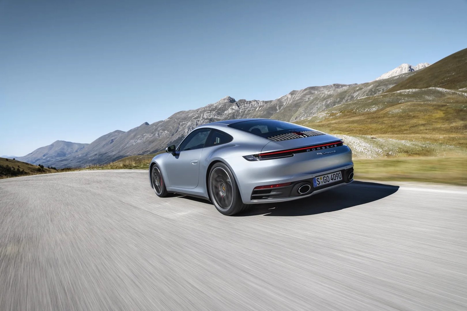 Porsche_911_8_generation__Coupe__11.jpg