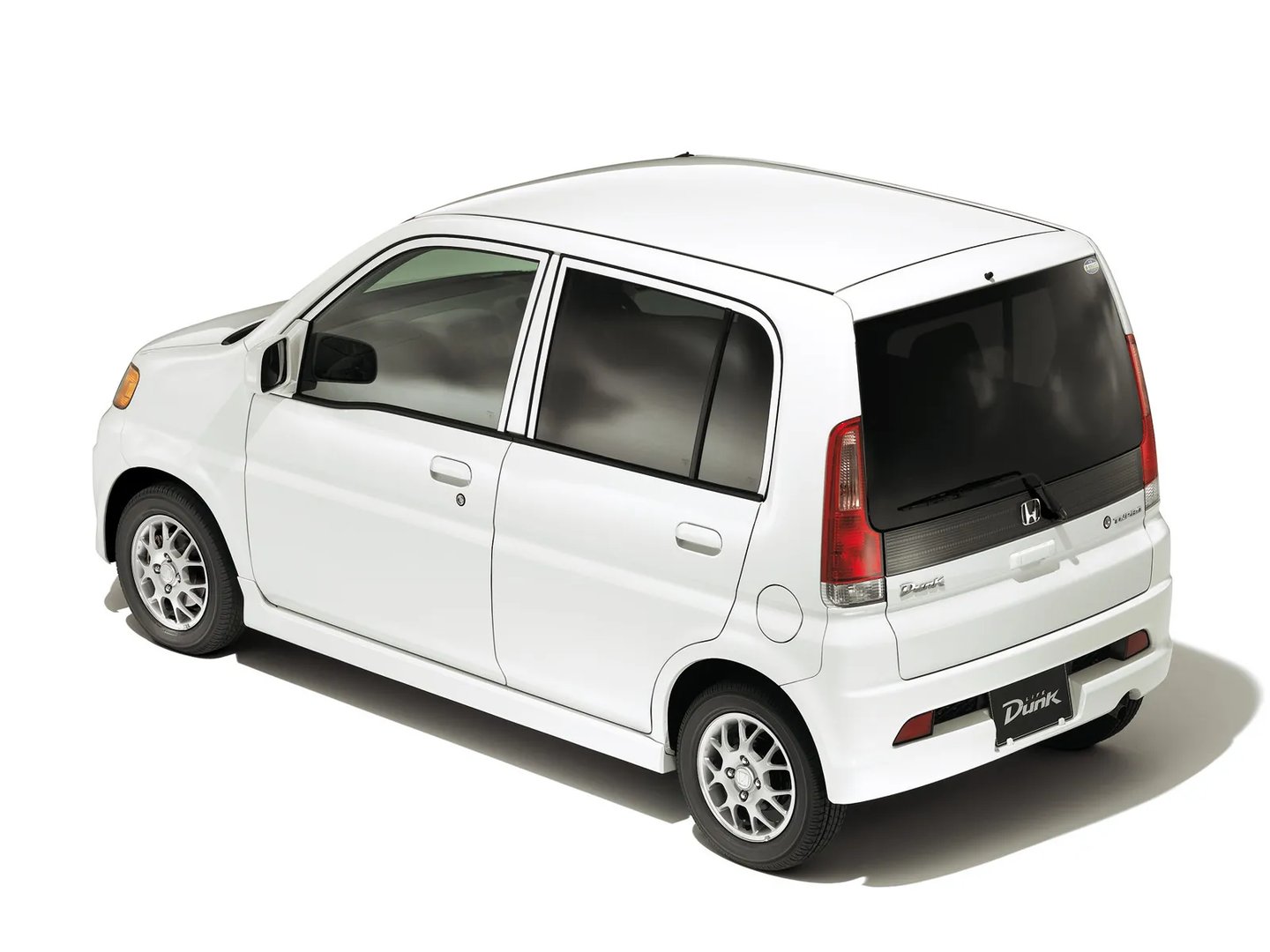 Honda_Life_3_generation__Mini_5-doors__4.jpg