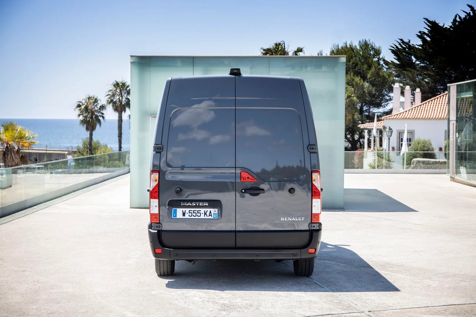 Renault_Master_3_generation_restyling_2__Van__6.jpg