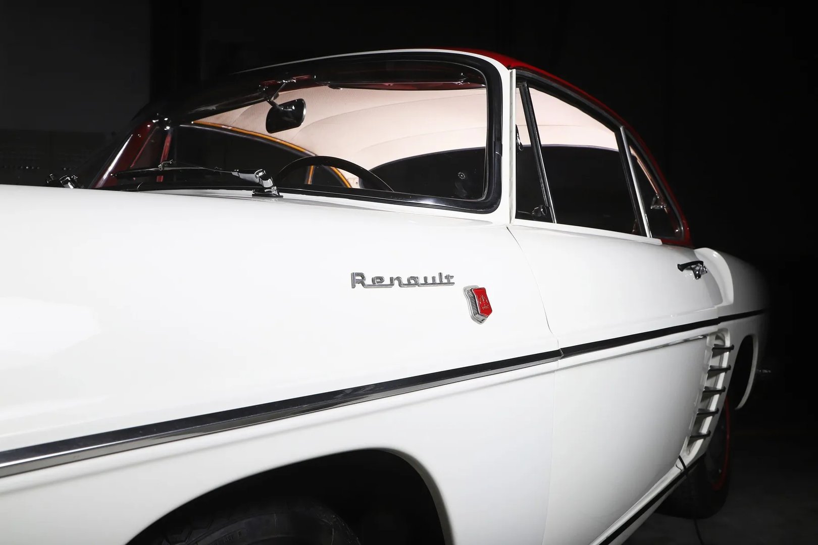 Renault_Floride_1_generation__Coupe__6.jpg