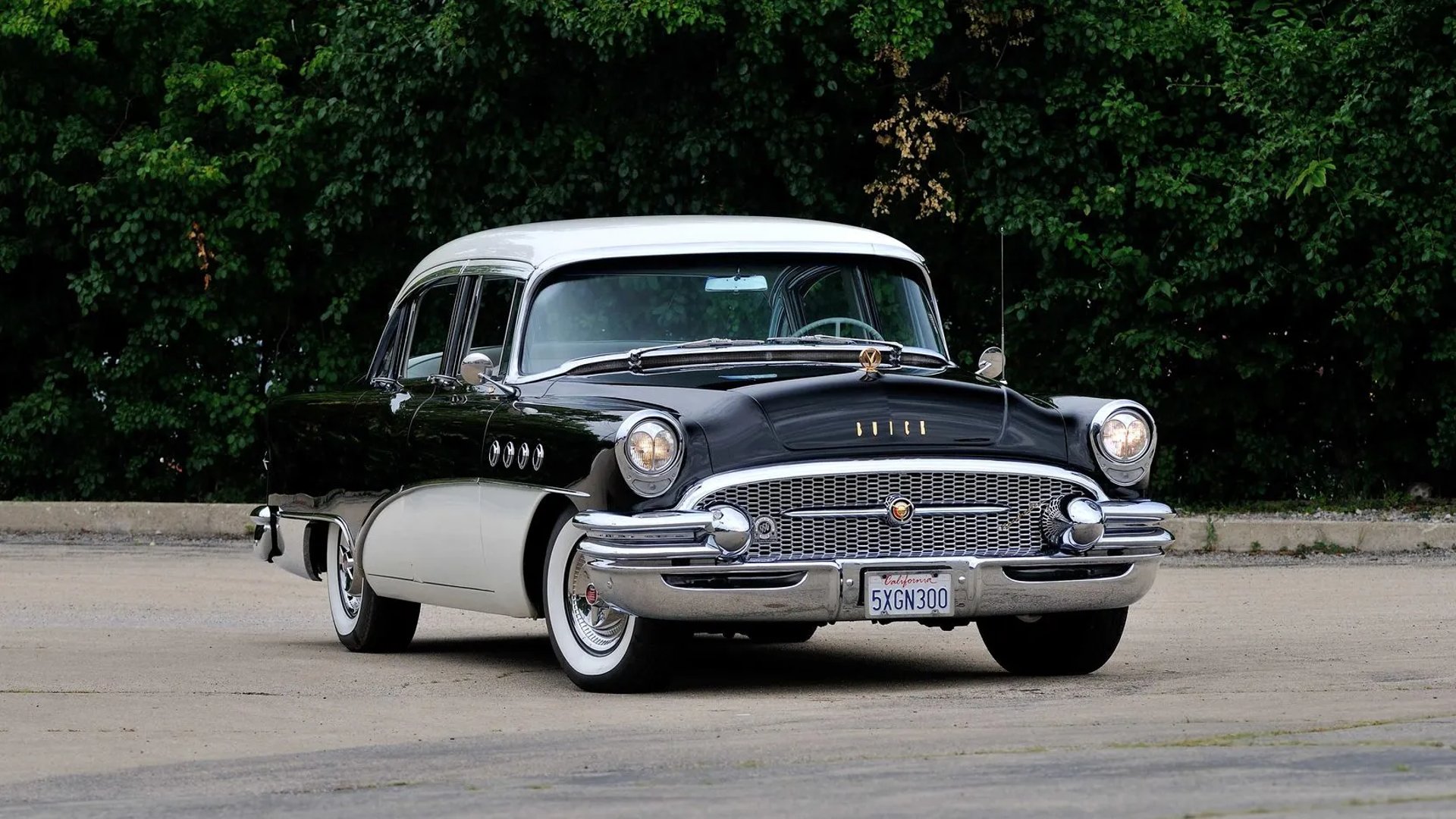 Buick Roadmaster 6 generation  Sedan