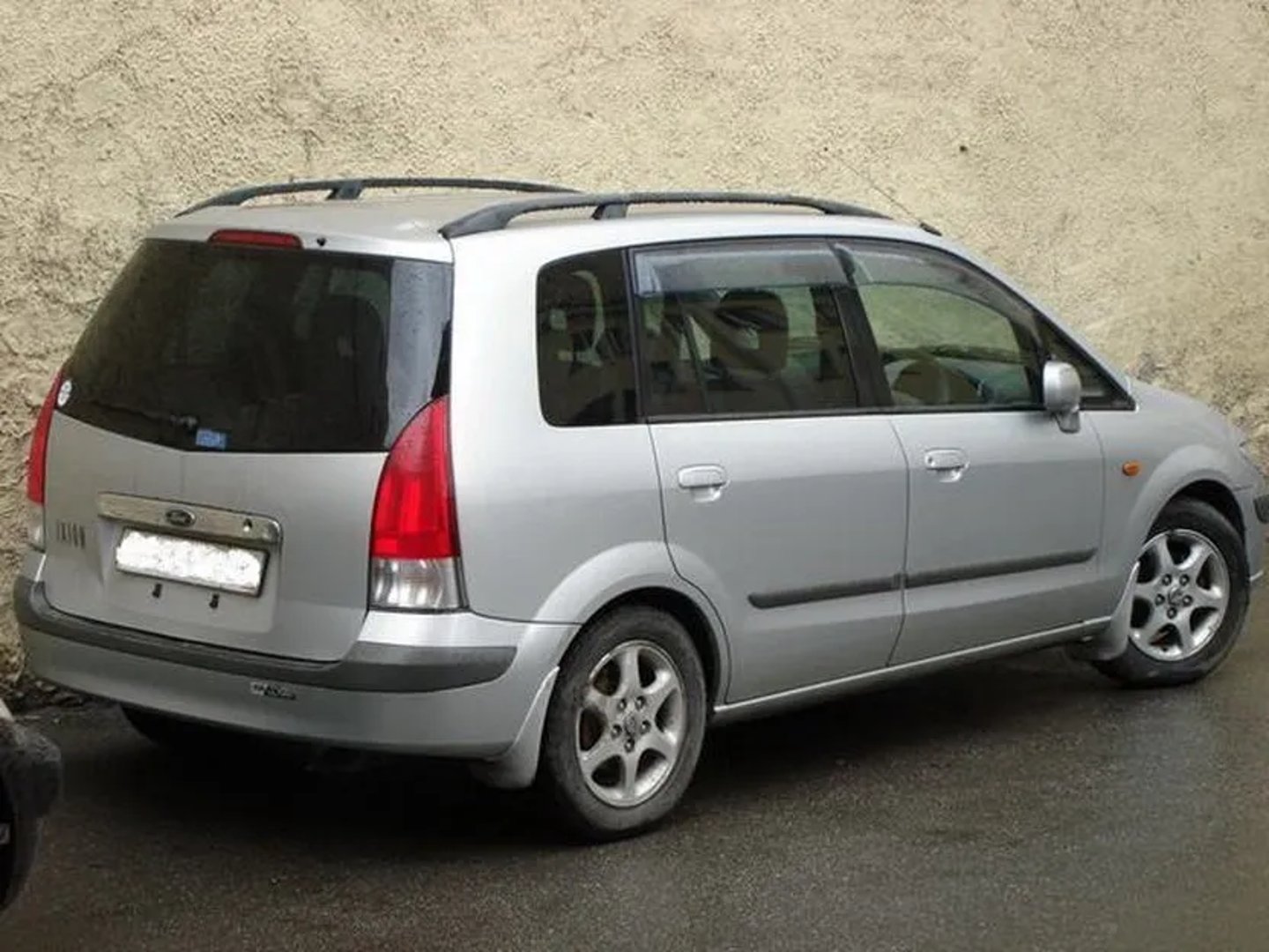 Ford_Ixion_1_generation__Compact_Van__2.jpg