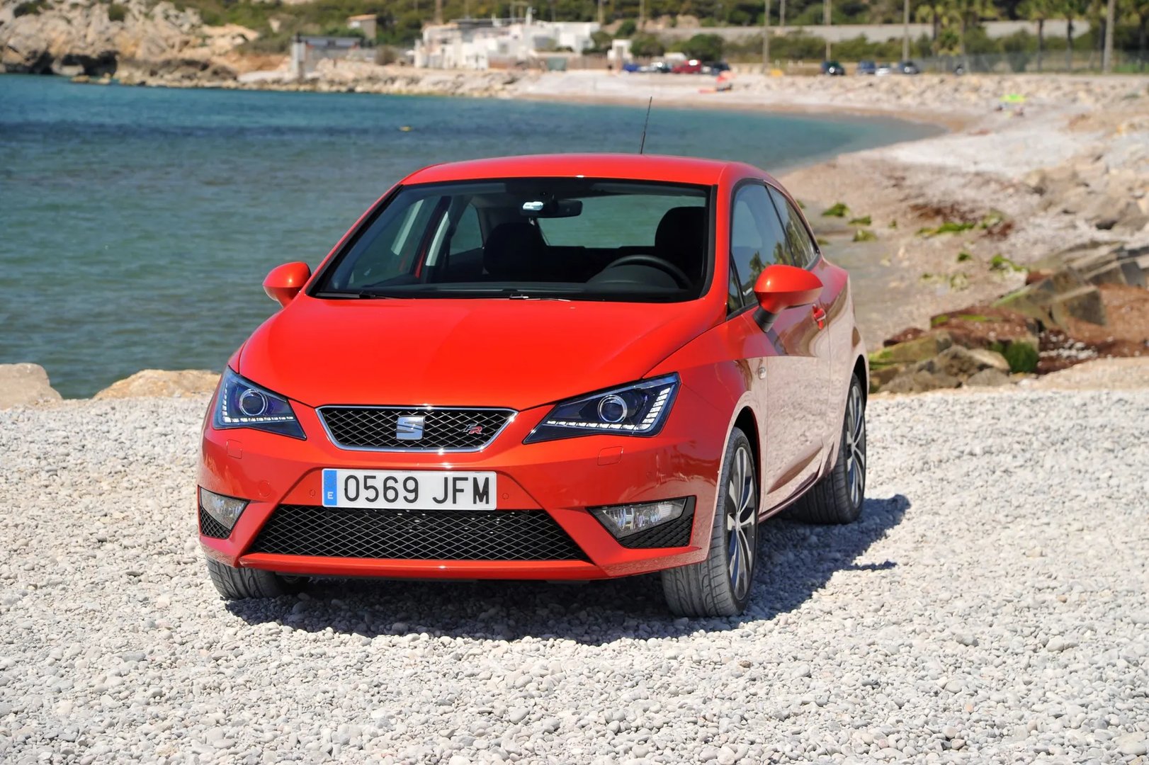 SEAT_Ibiza_4_generation_restyling_2__Mini_3-doors__1.jpg