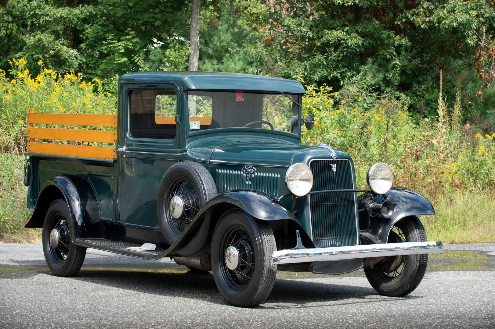 Ford_V8_1_generation__Pickup_single-cab__1.jpg