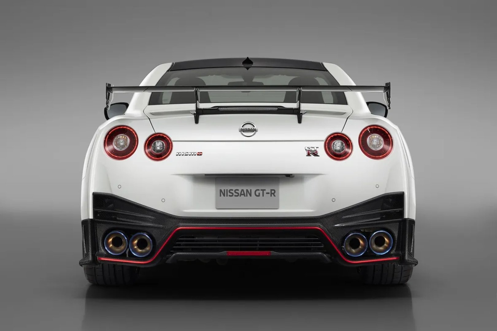 Nissan_GT-R_1_generation_restyling_3__Coupe__9.jpg