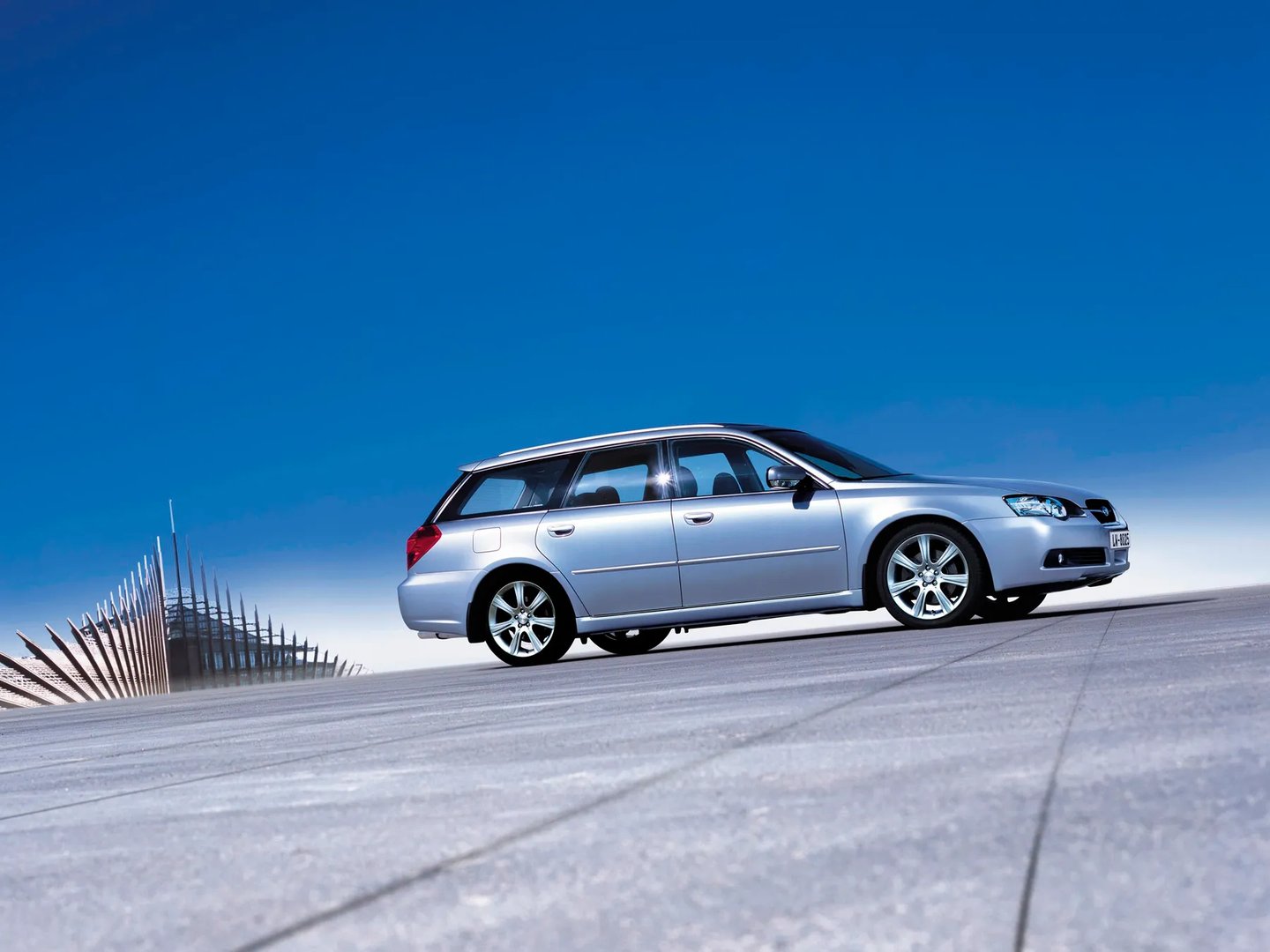 Subaru_Legacy_4_generation_restyling_1__Estate_5-door__8.jpg