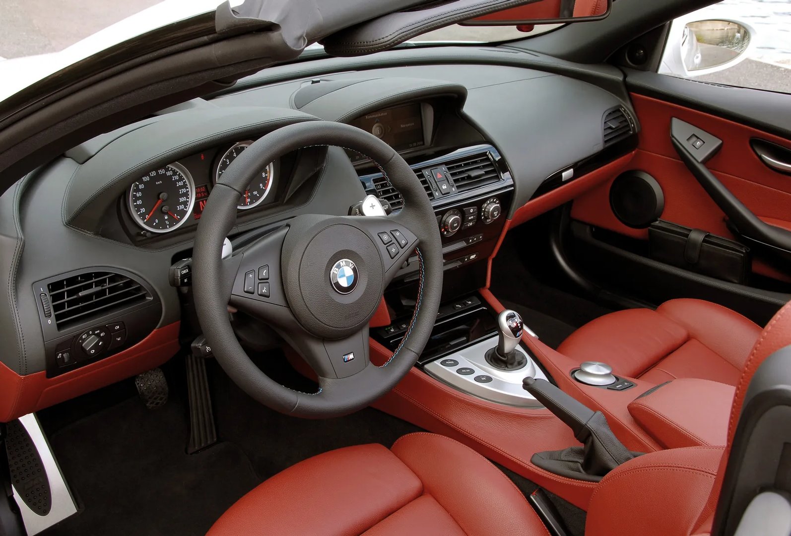 BMW_6_series_2_generation_restyling__Cabrio__11.jpg