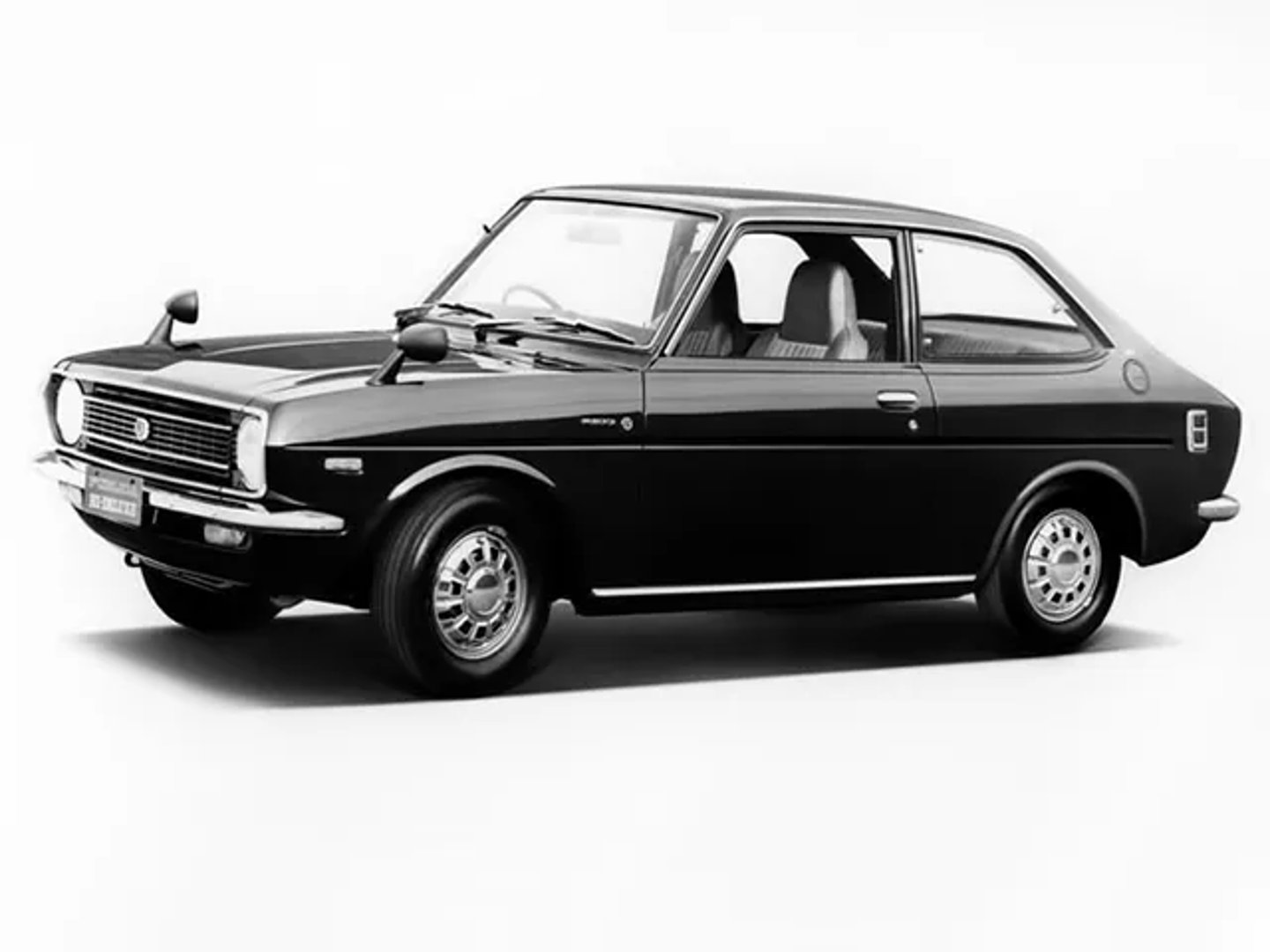 Toyota_Publica_3_generation__Sedan_2-doors__1.jpg