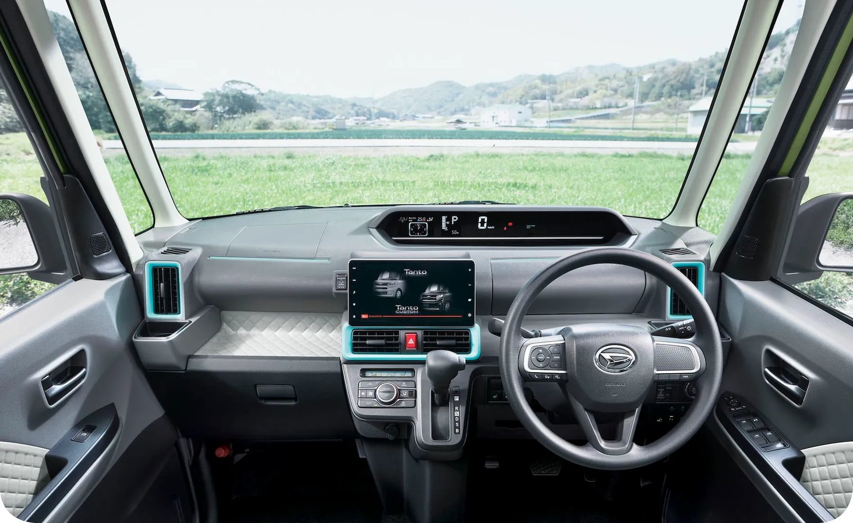Daihatsu_Tanto_4_generation__Microvan__7.jpg
