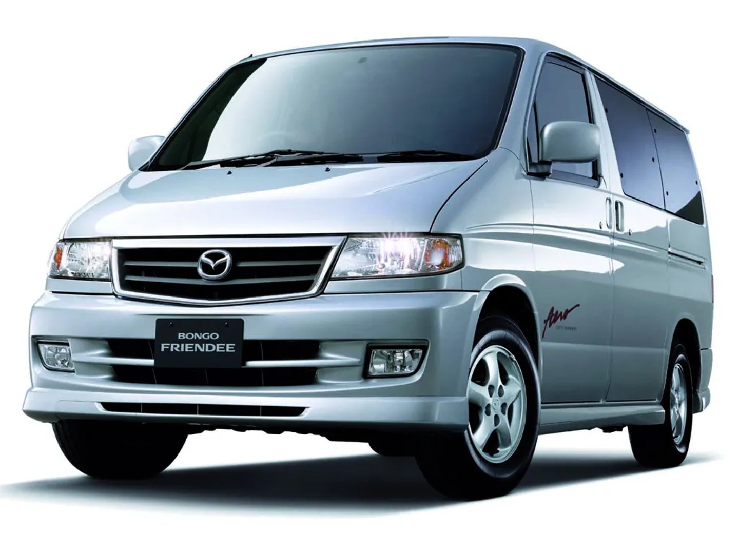 1 generation, restyling 