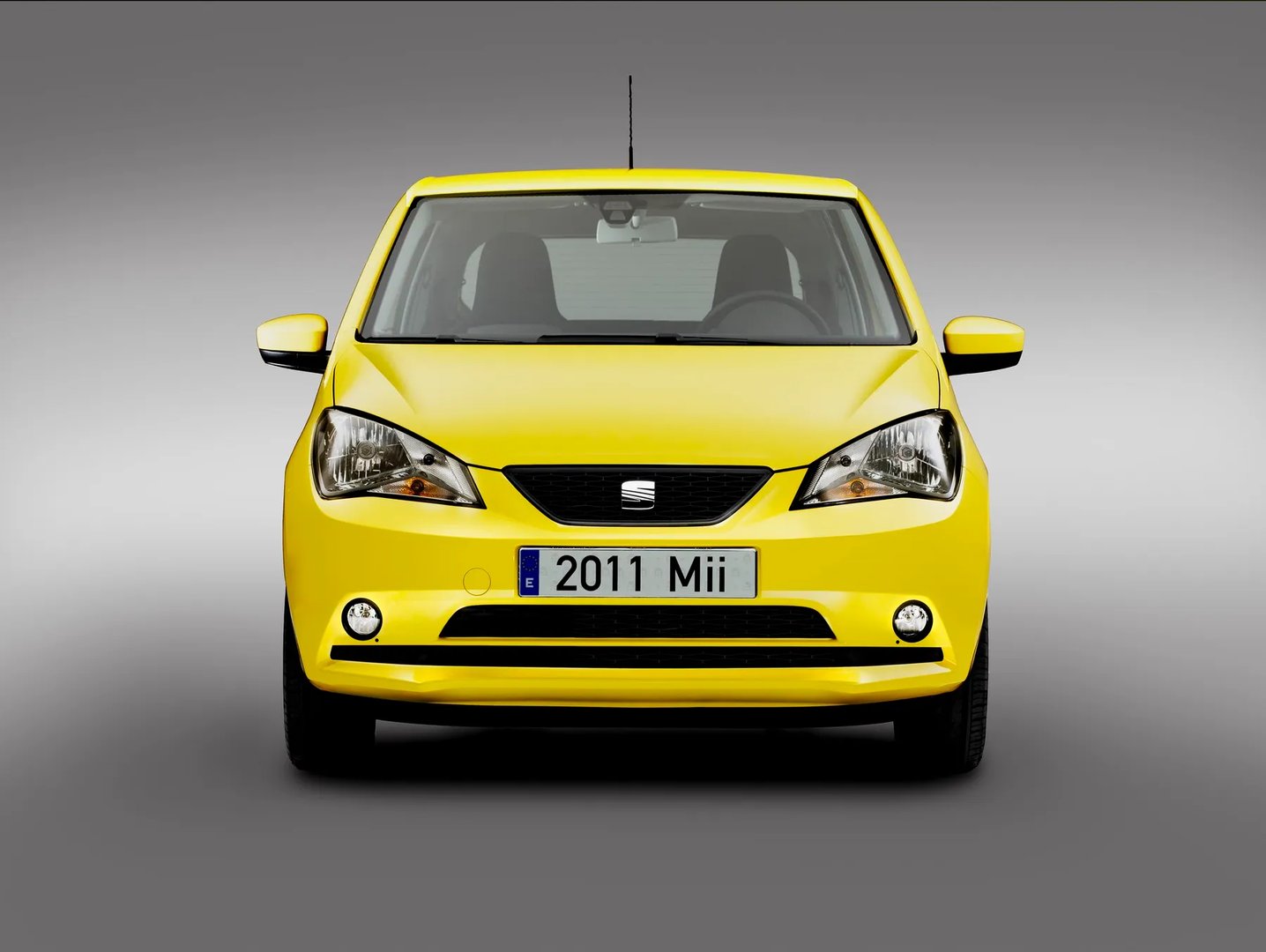 SEAT_Mii_1_generation__Mini_3-doors__4.jpg