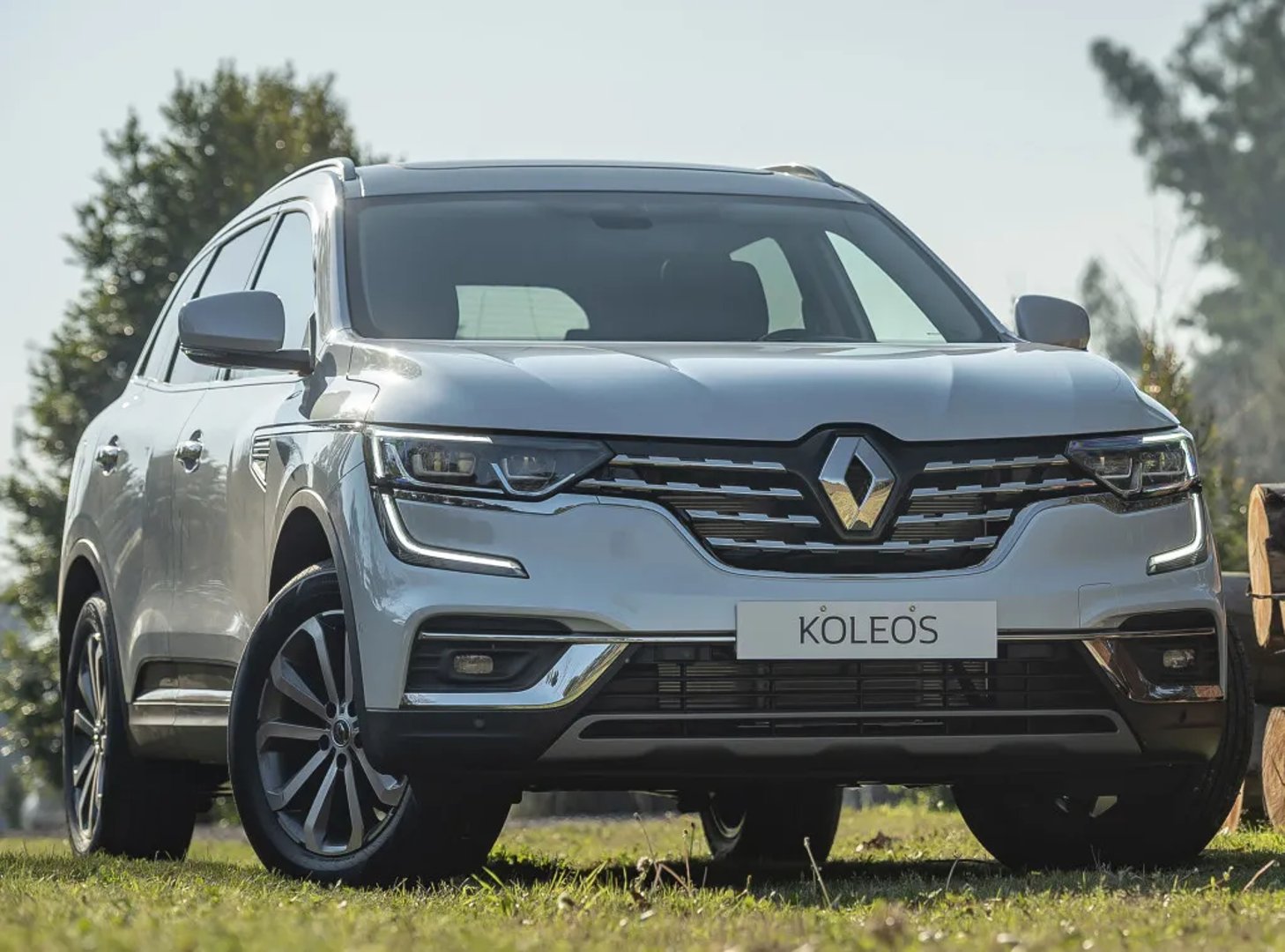 Renault_Koleos_2_generation_restyling_2__SUV_5-doors__9.jpg