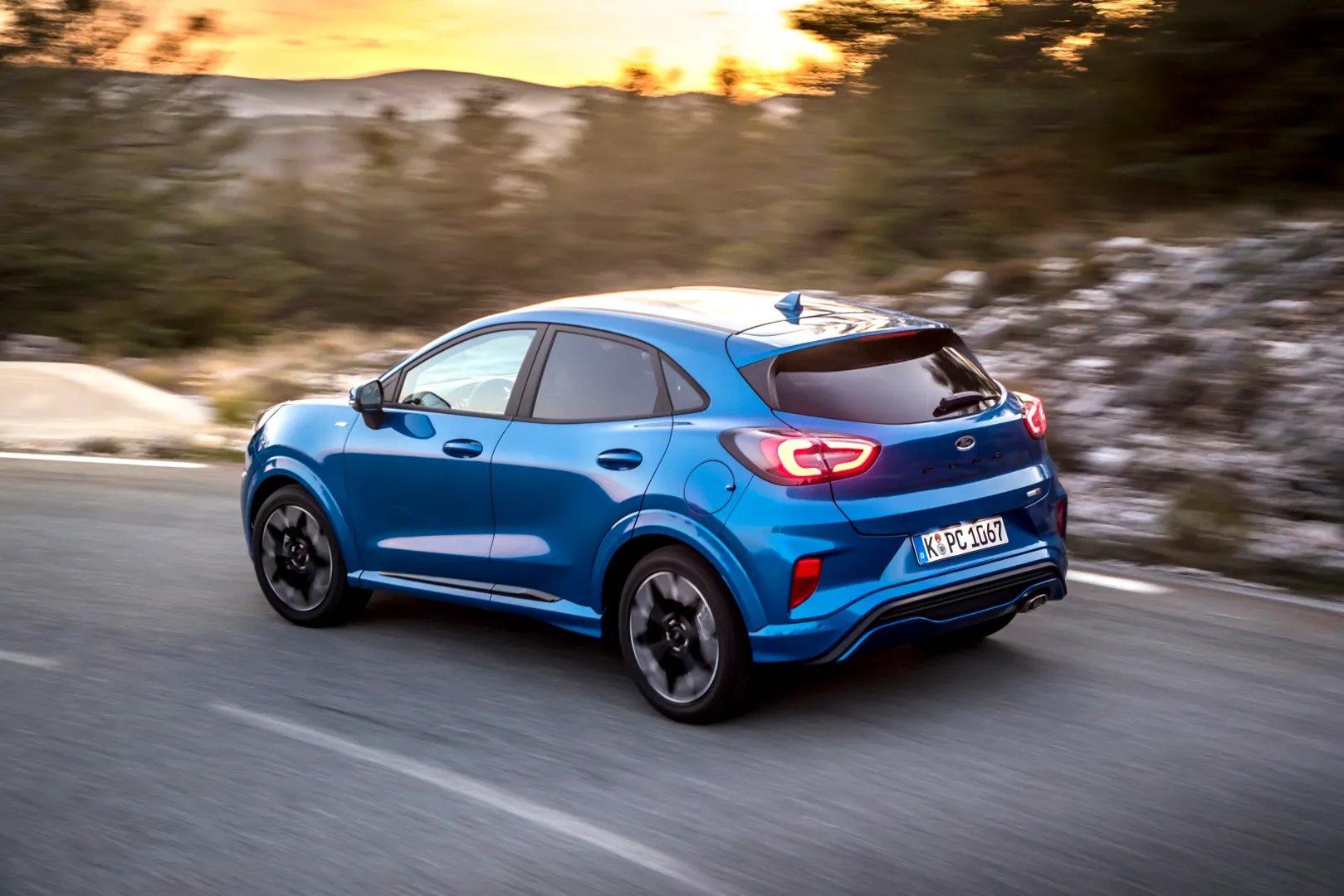 Ford_Puma_2_generation__SUV_5-doors__8.jpg