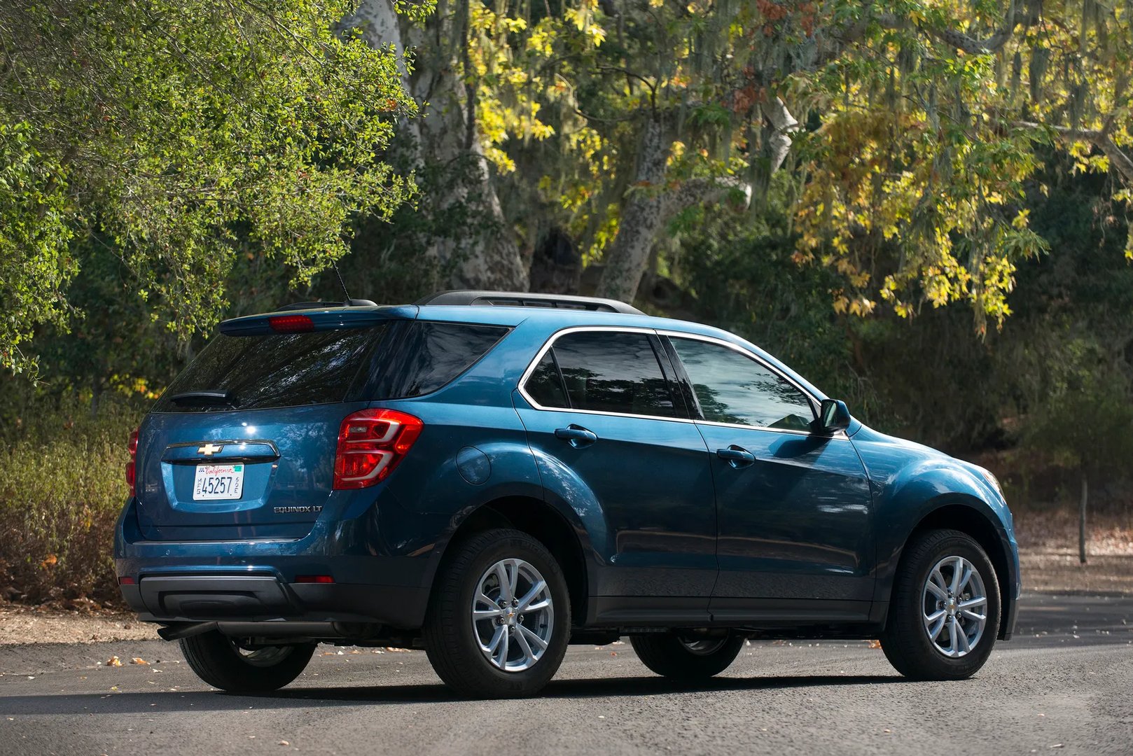 Chevrolet_Equinox_2_generation_restyling__SUV_5-doors__2.jpg