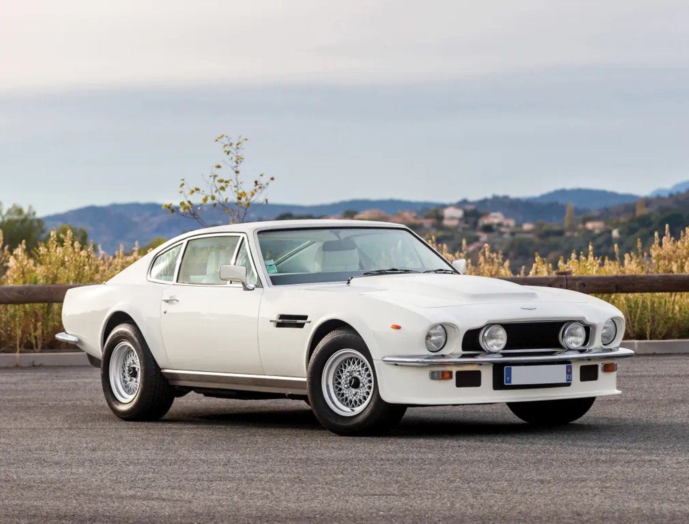 Aston Martin Vantage 1 generation
