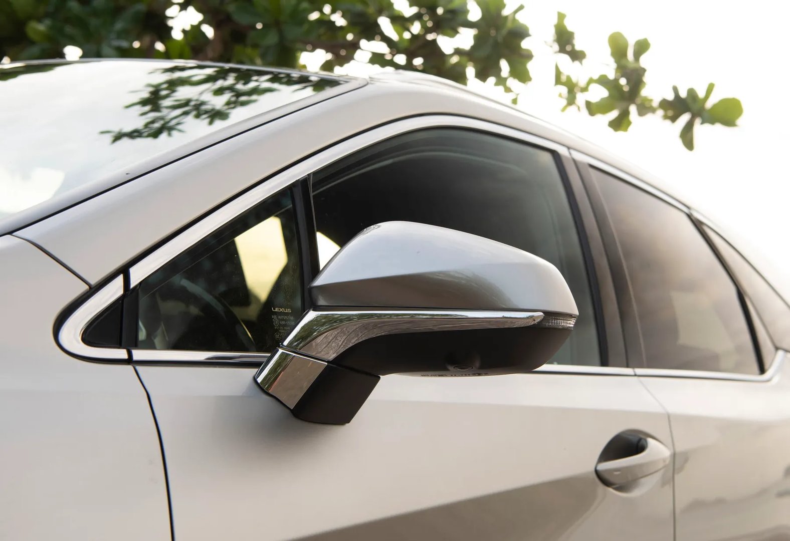 Lexus_RX_L_4_generation_restyling__SUV_5-doors__6.jpg