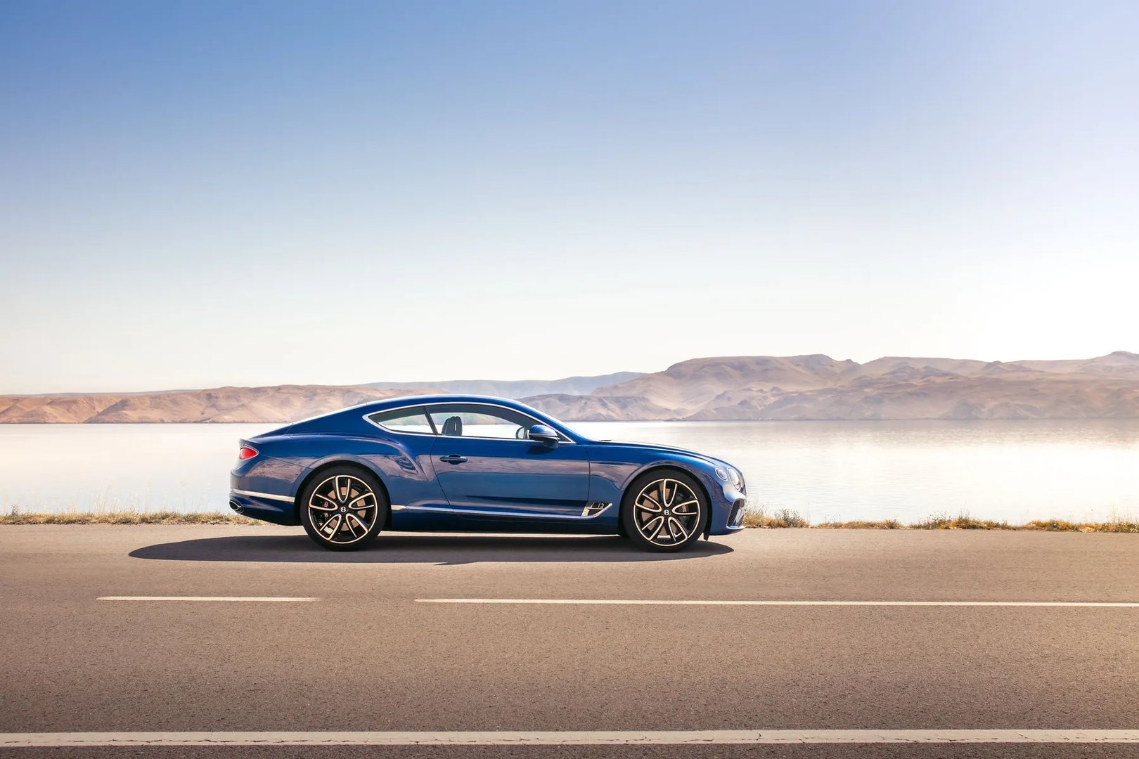 Bentley_Continental_GT_3_generation__Coupe__12.jpg