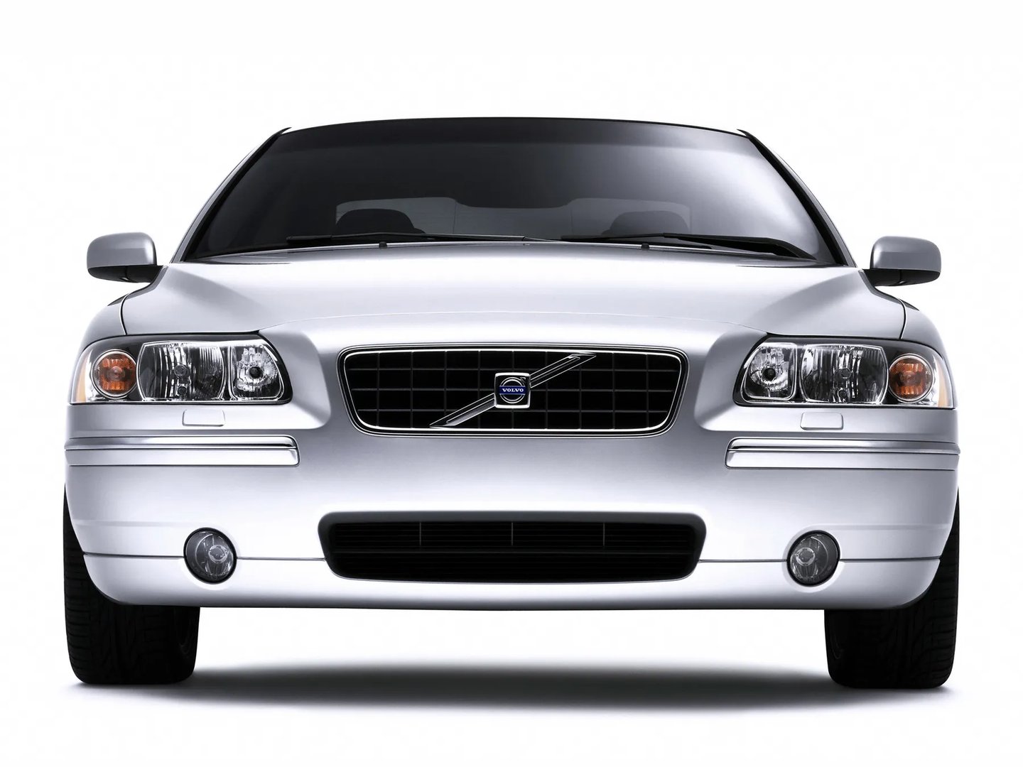 Volvo_S60_1_generation_restyling__Sedan__1.jpg