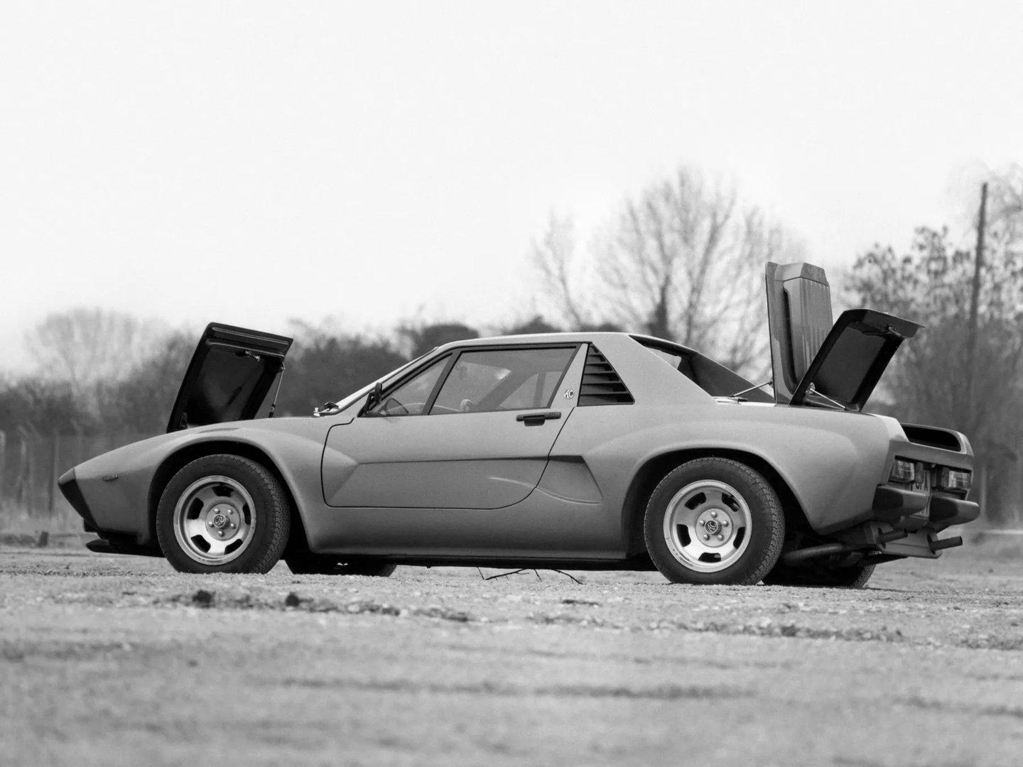 AC_3000ME_1_generation__Coupe__2.jpg