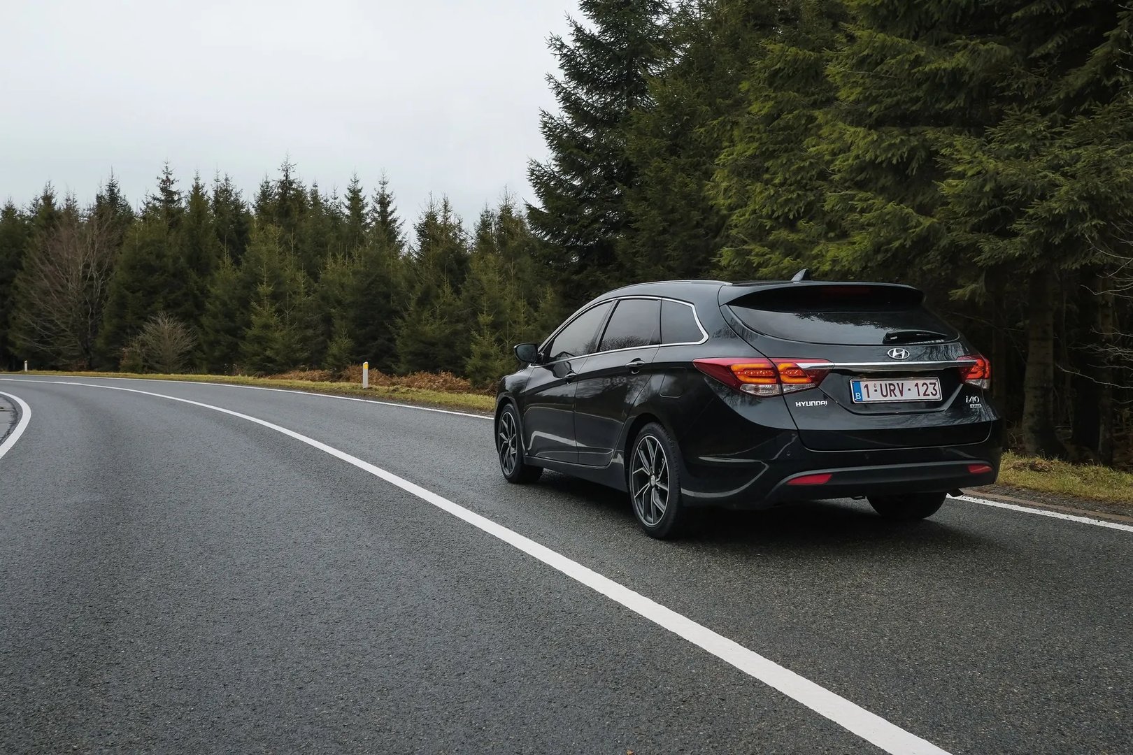 Hyundai_i40_1_generation_restyling_2__Estate_5-door__5.jpg