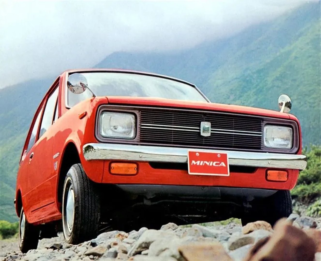 Mitsubishi_Minica_2_generation__Mini_3-doors__5.jpg