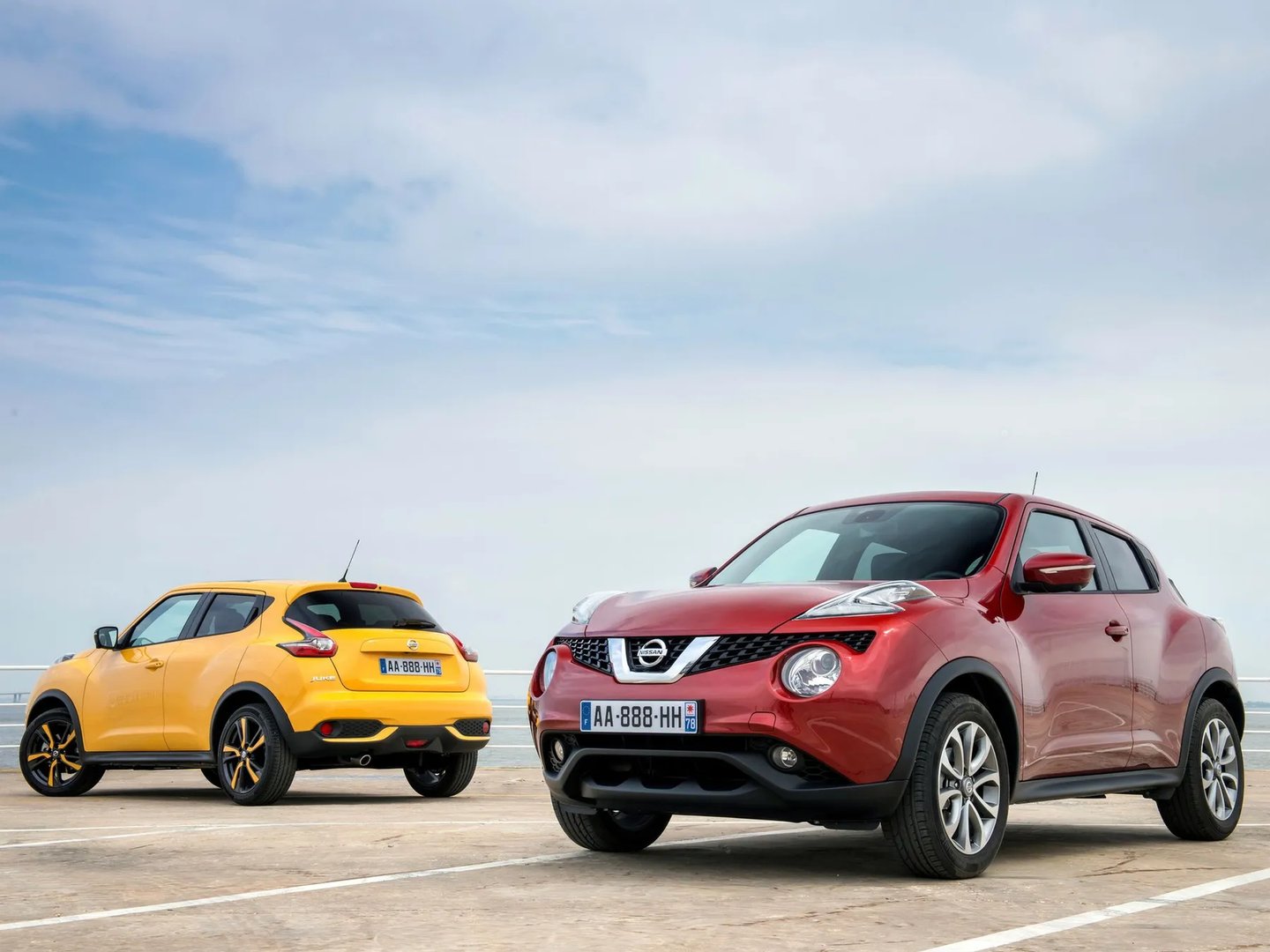 Nissan_Juke_1_generation_restyling__SUV_5-doors__4.jpg